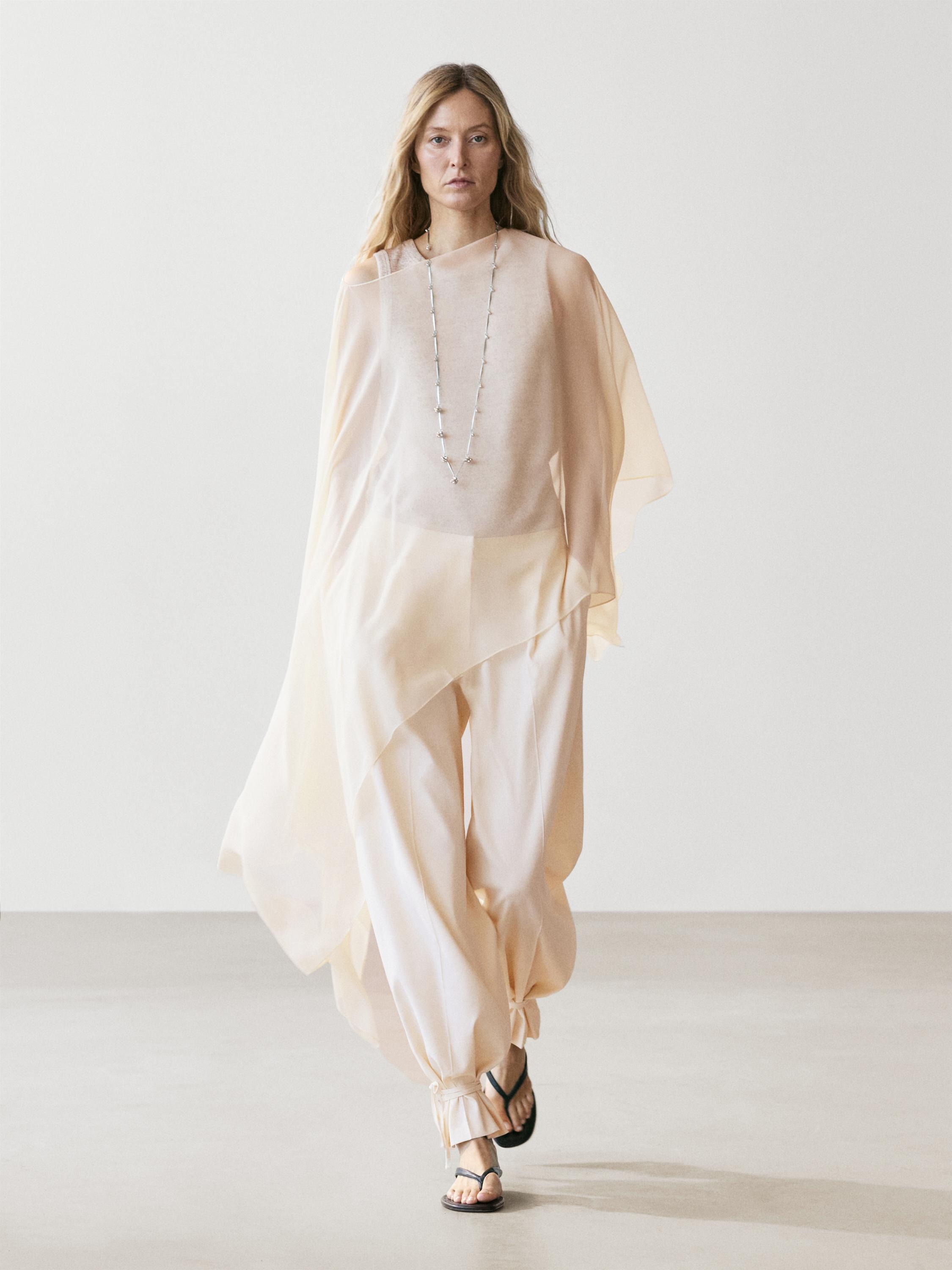 Flowing barrel fit trousers — CREAM