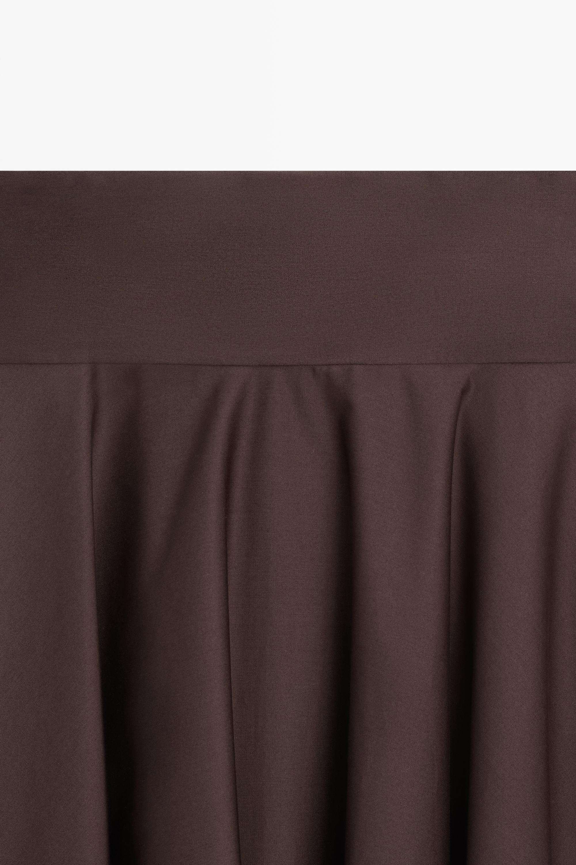 Flounce midi skirt with yoke detail — BROWN