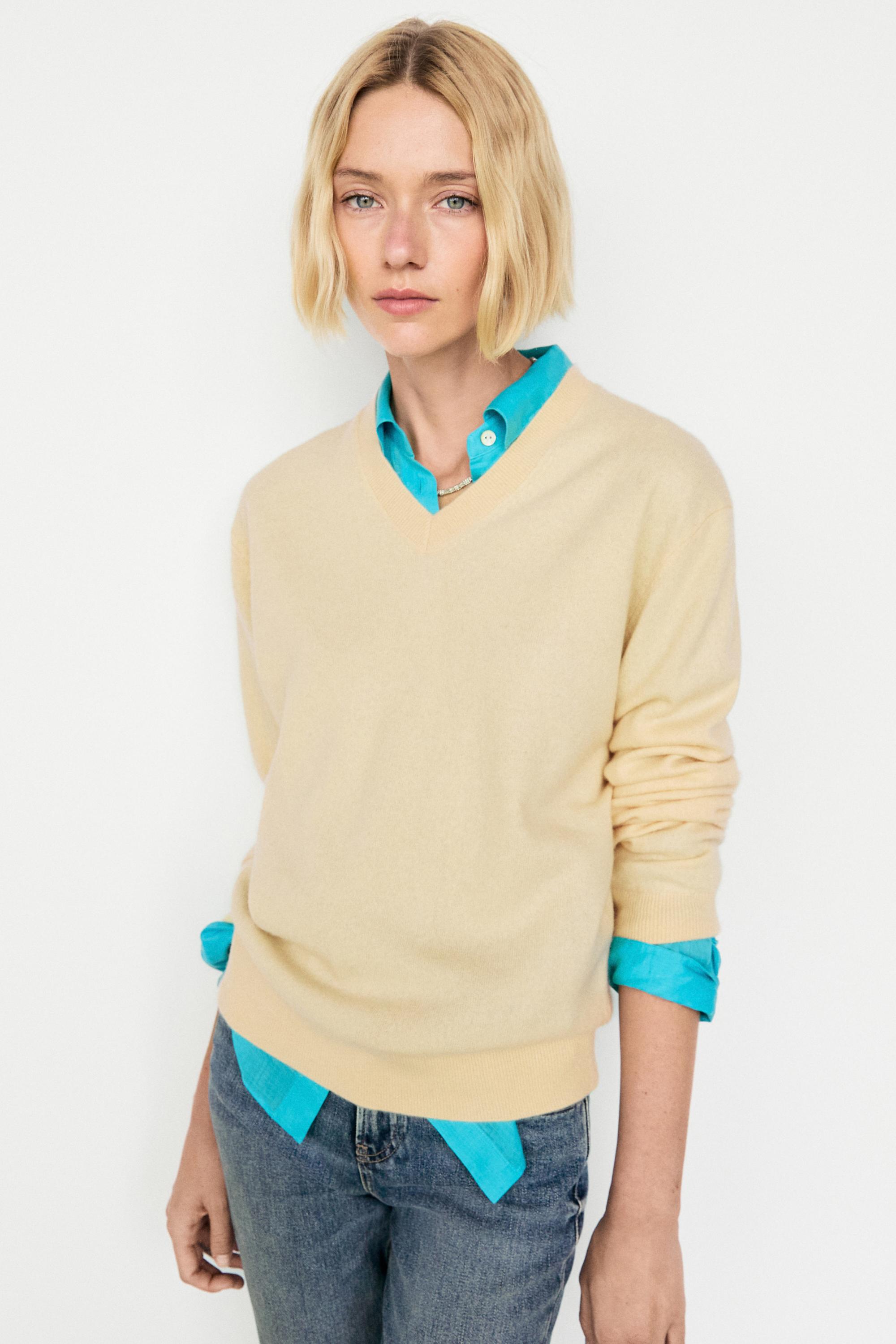 100% cashmere knit sweater — Vanilla