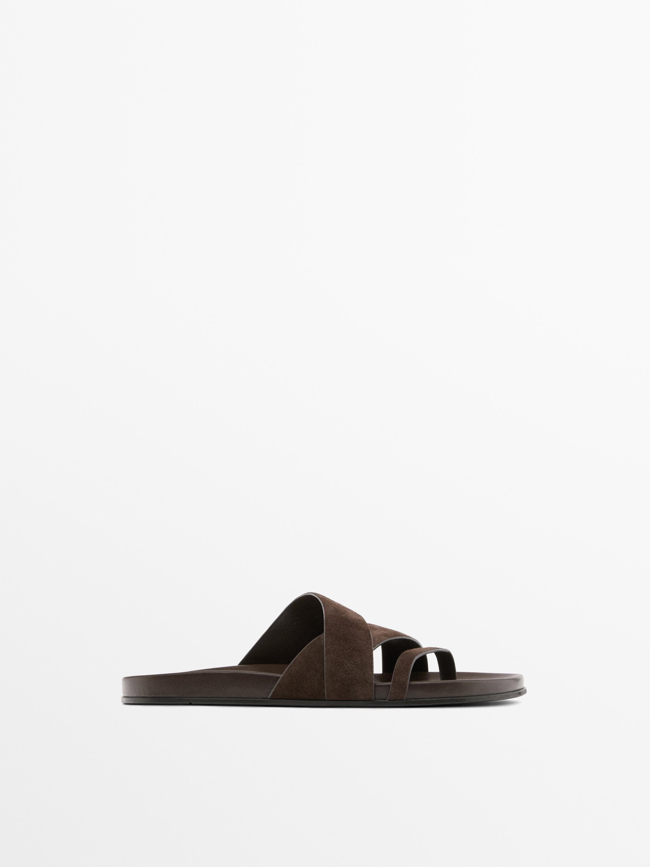 Кожаные босоножки с ремешками