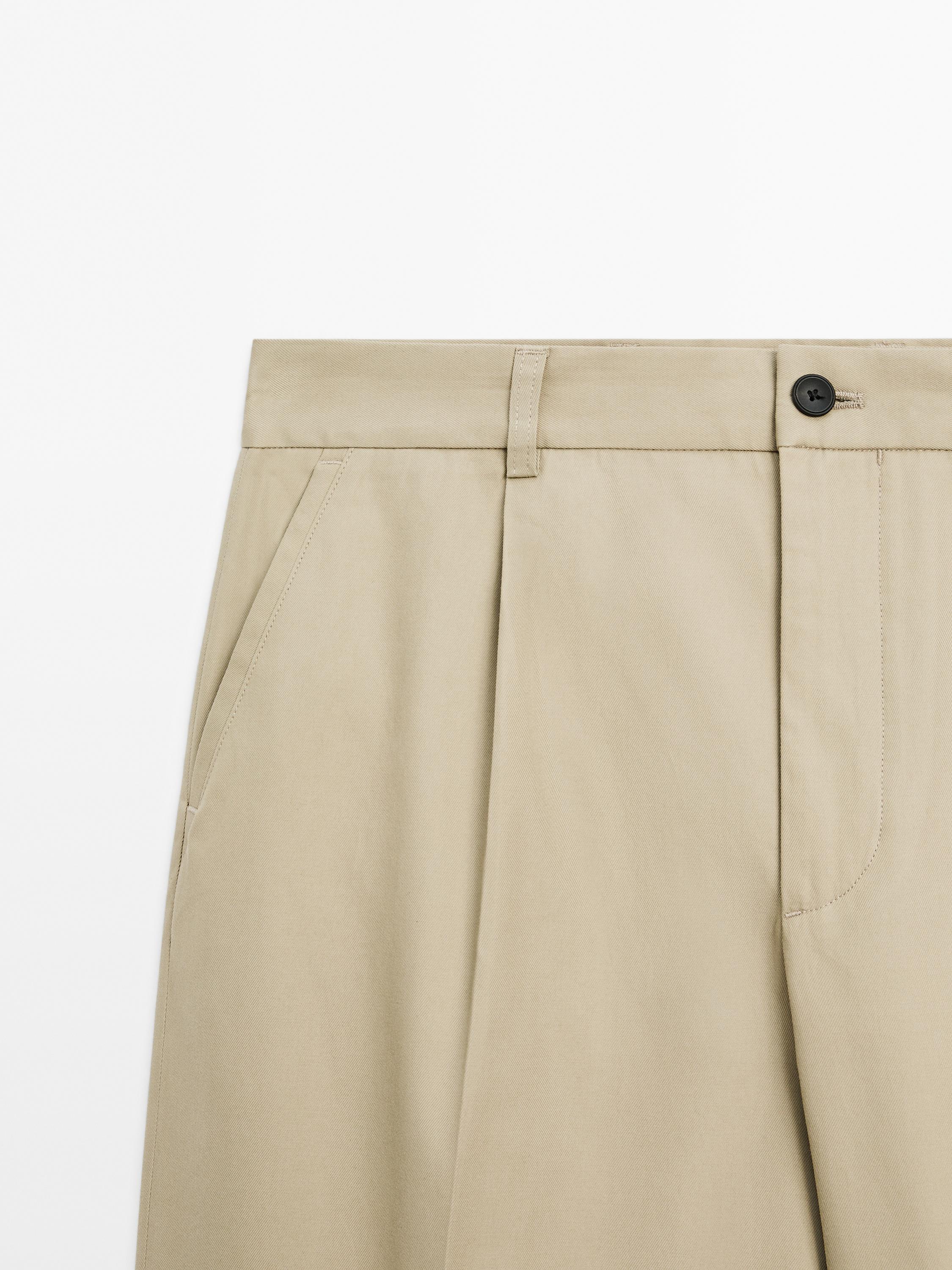 Hose im Relaxed-Fit mit Bundfalte