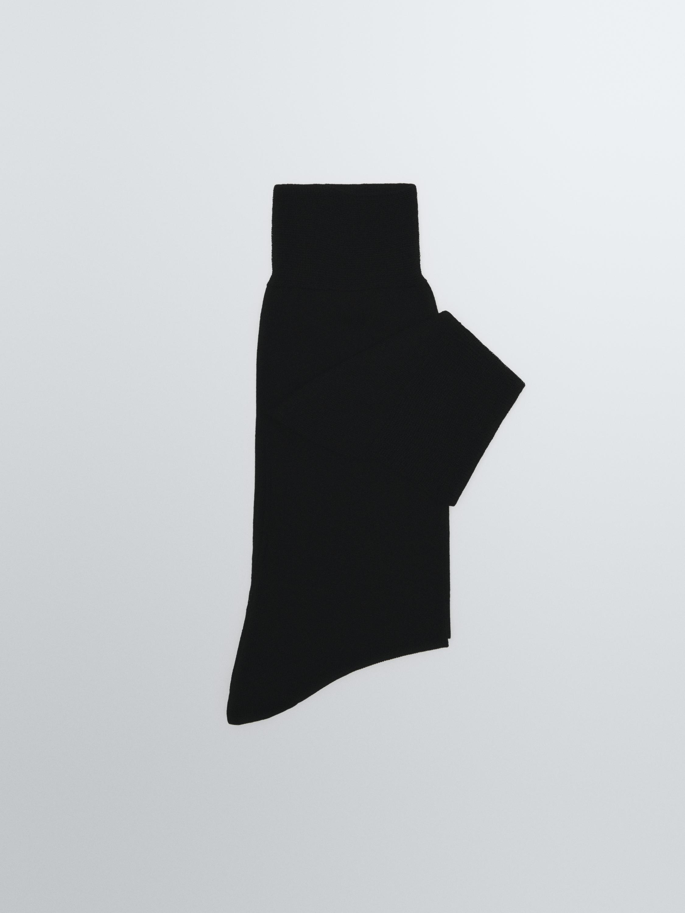 Plain smart socks — BLACK