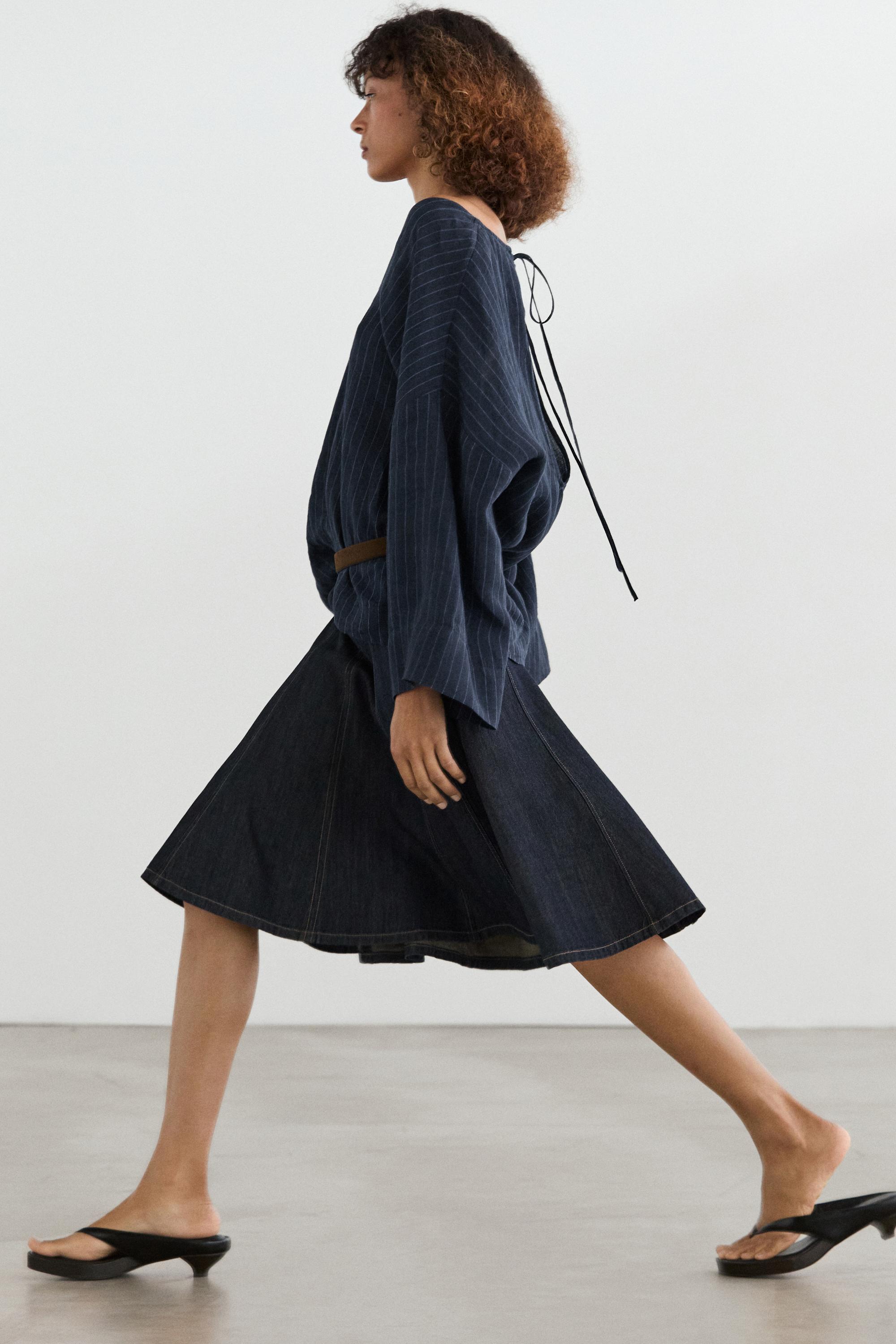 Striped linen blouse with back detail — DARK BLUE
