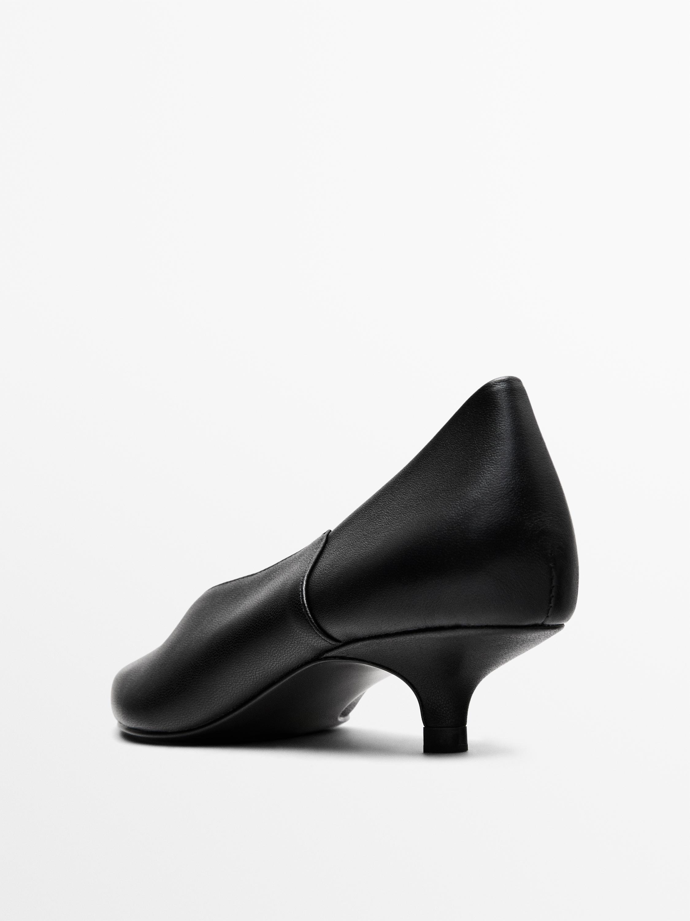 Soft nappa leather court shoes