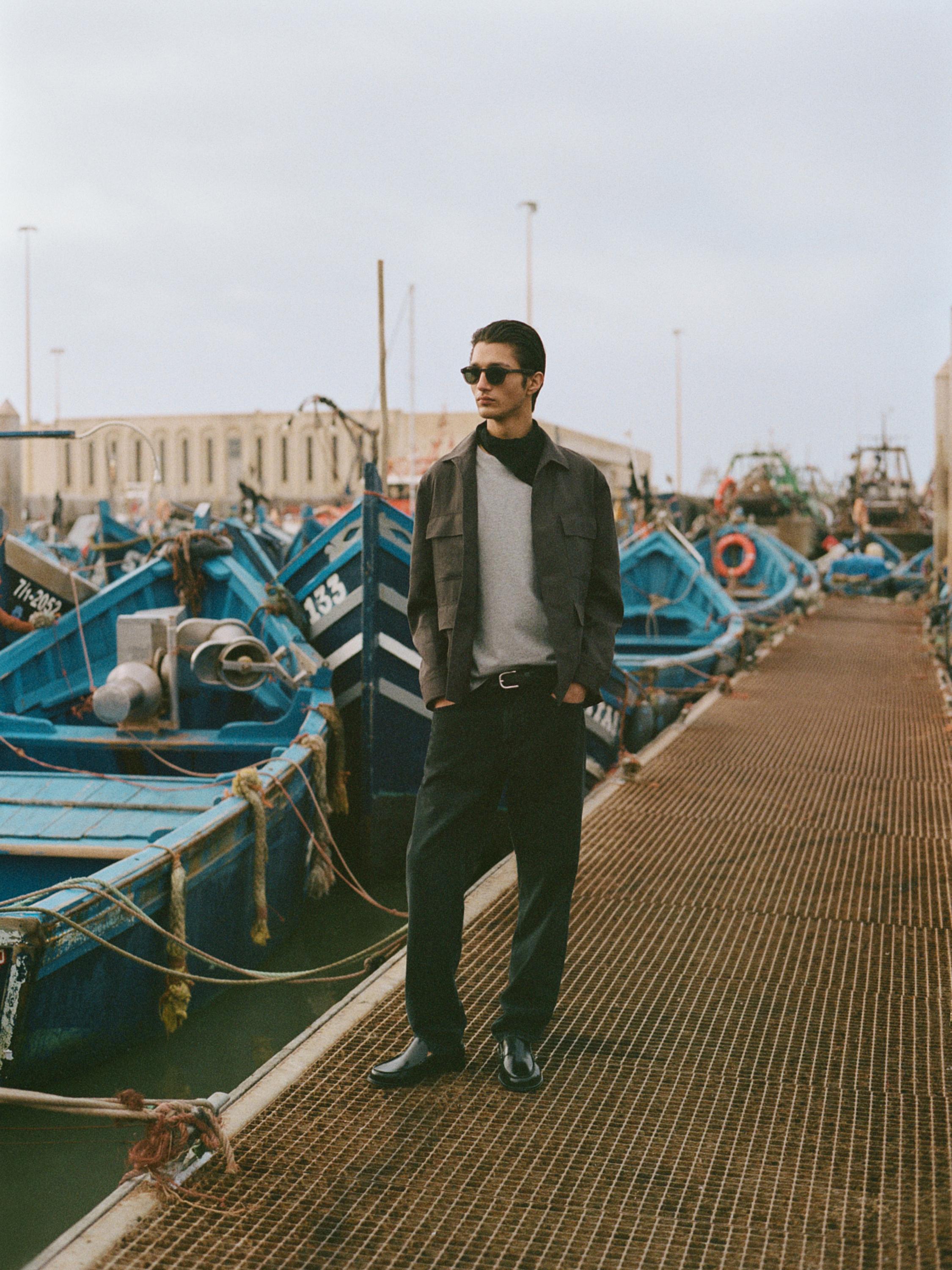 Linen overshirt with pocket details