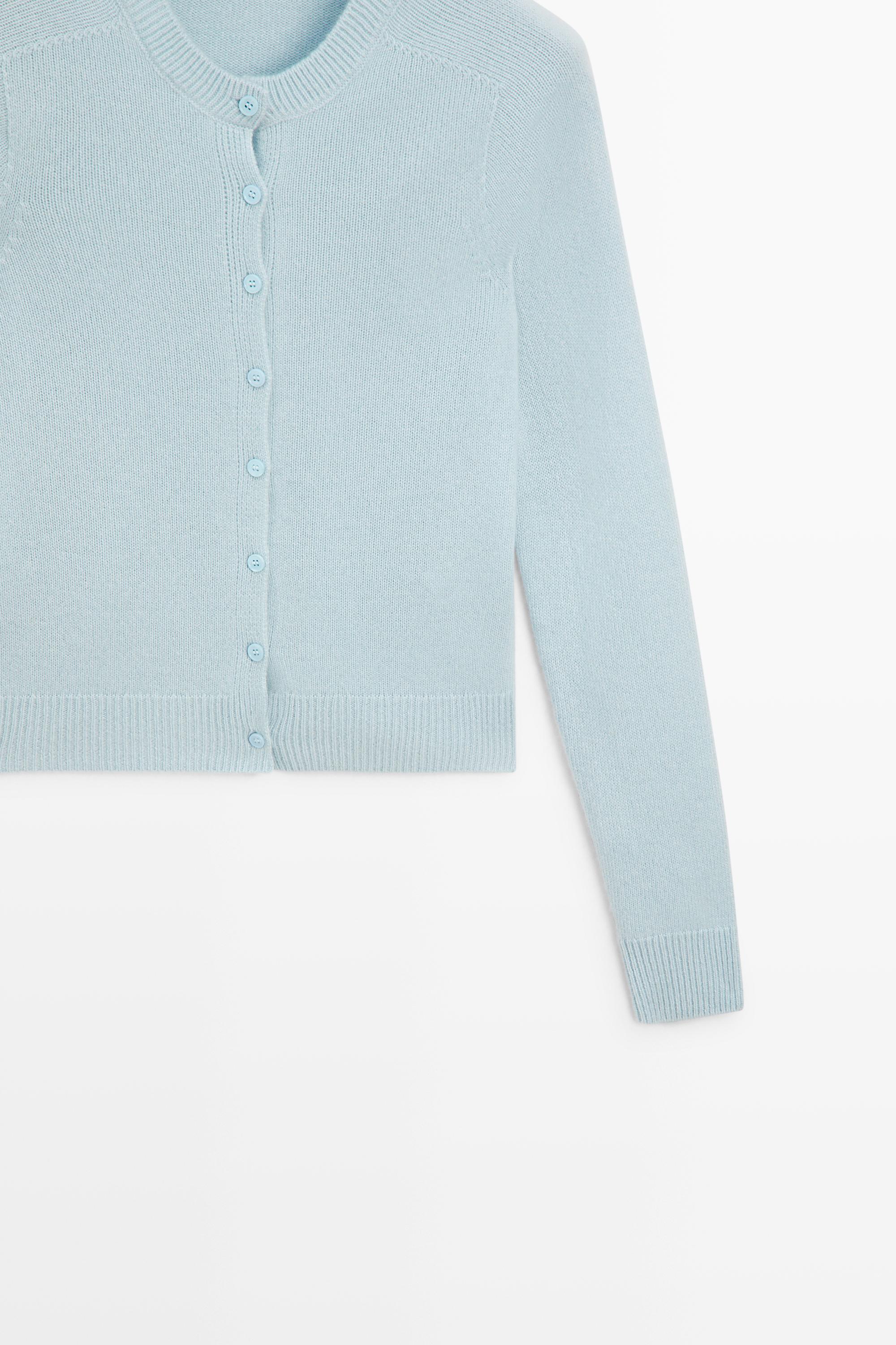 100% cashmere cropped knit cardigan — SKY BLUE