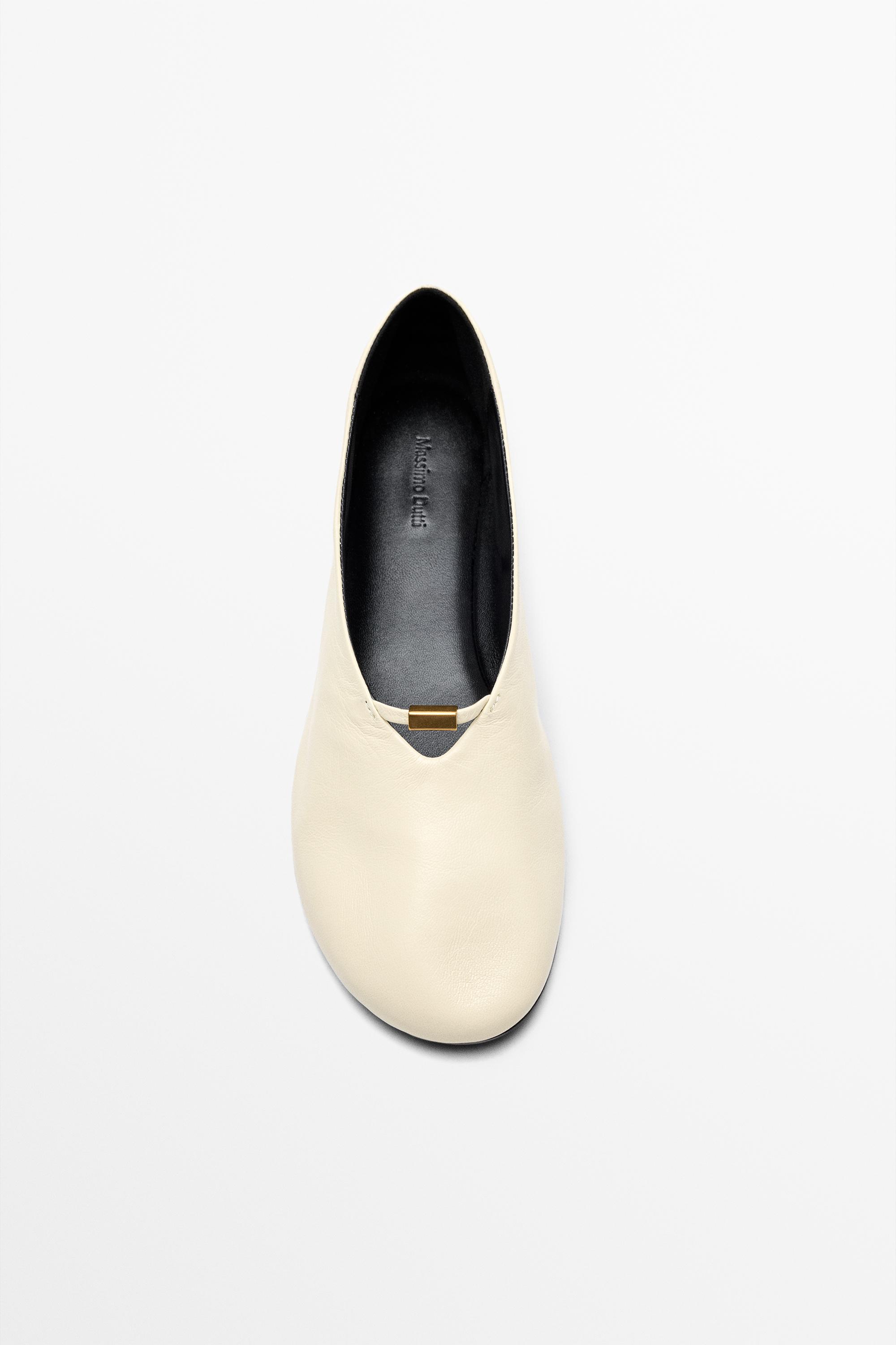 Soft leather ballet flat — ECRU