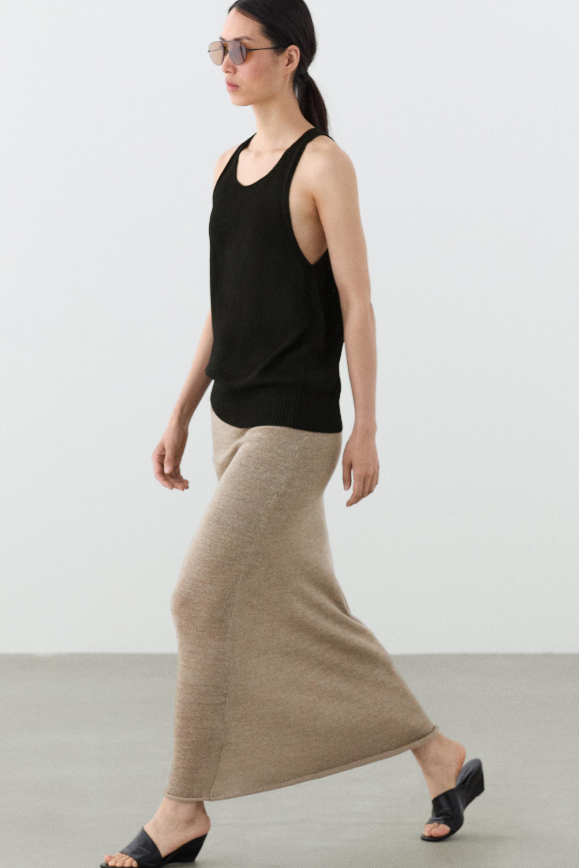 Total look flared knit skirt — SAND