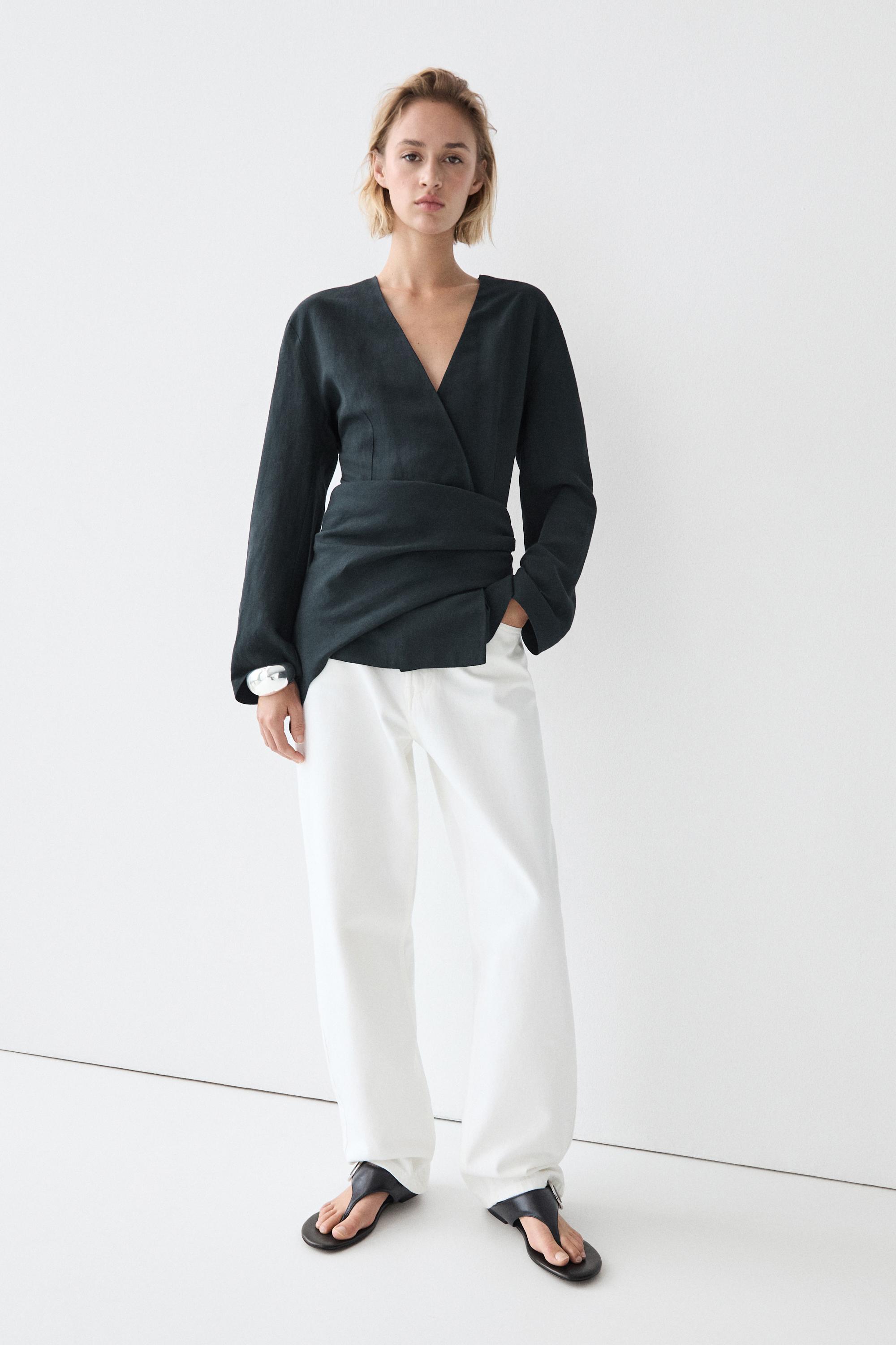 Lightweight kimono with sash detail — DEEP BLUE