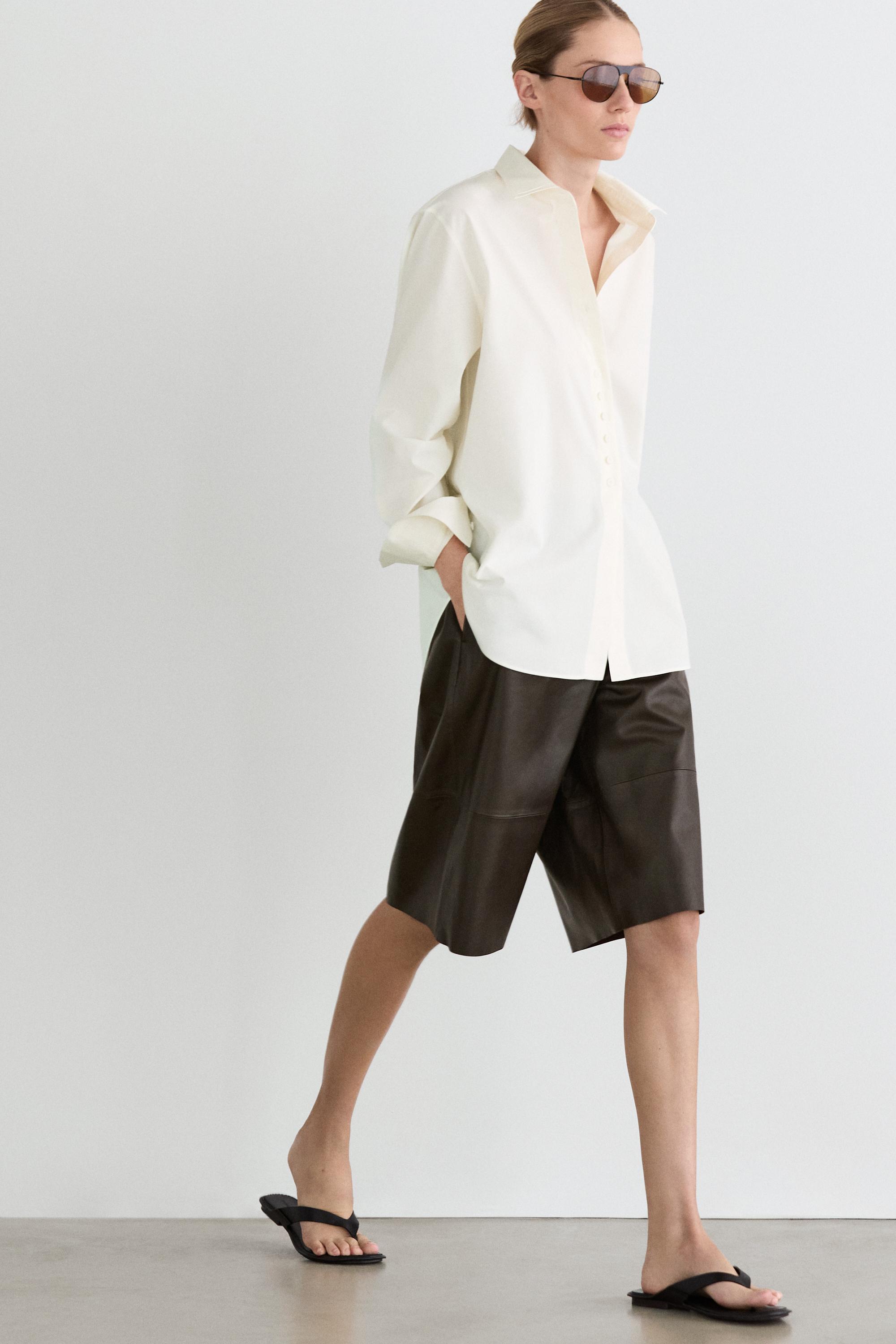 100% cotton shirt with button details — Off white