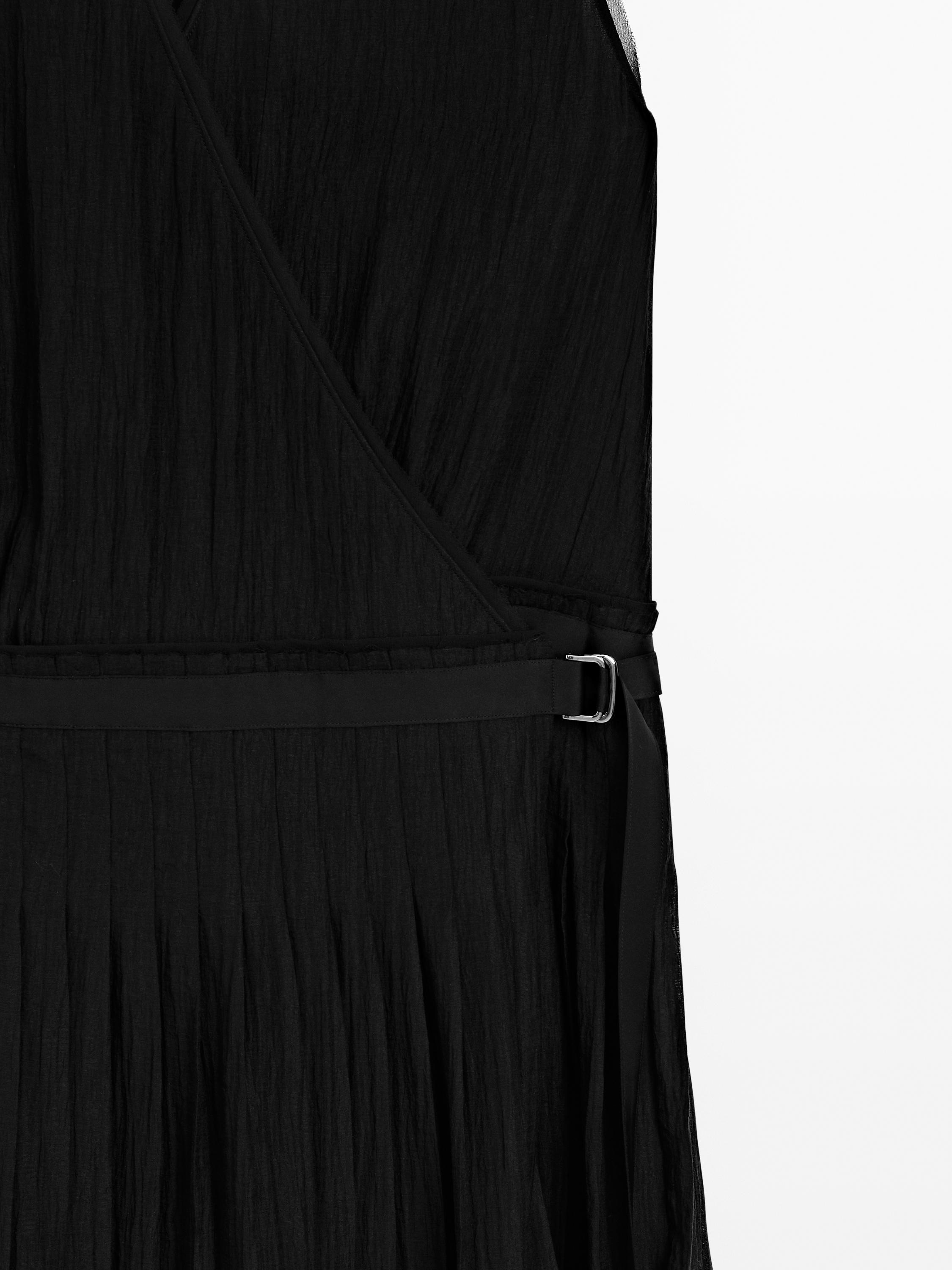 Vestido midi plisado