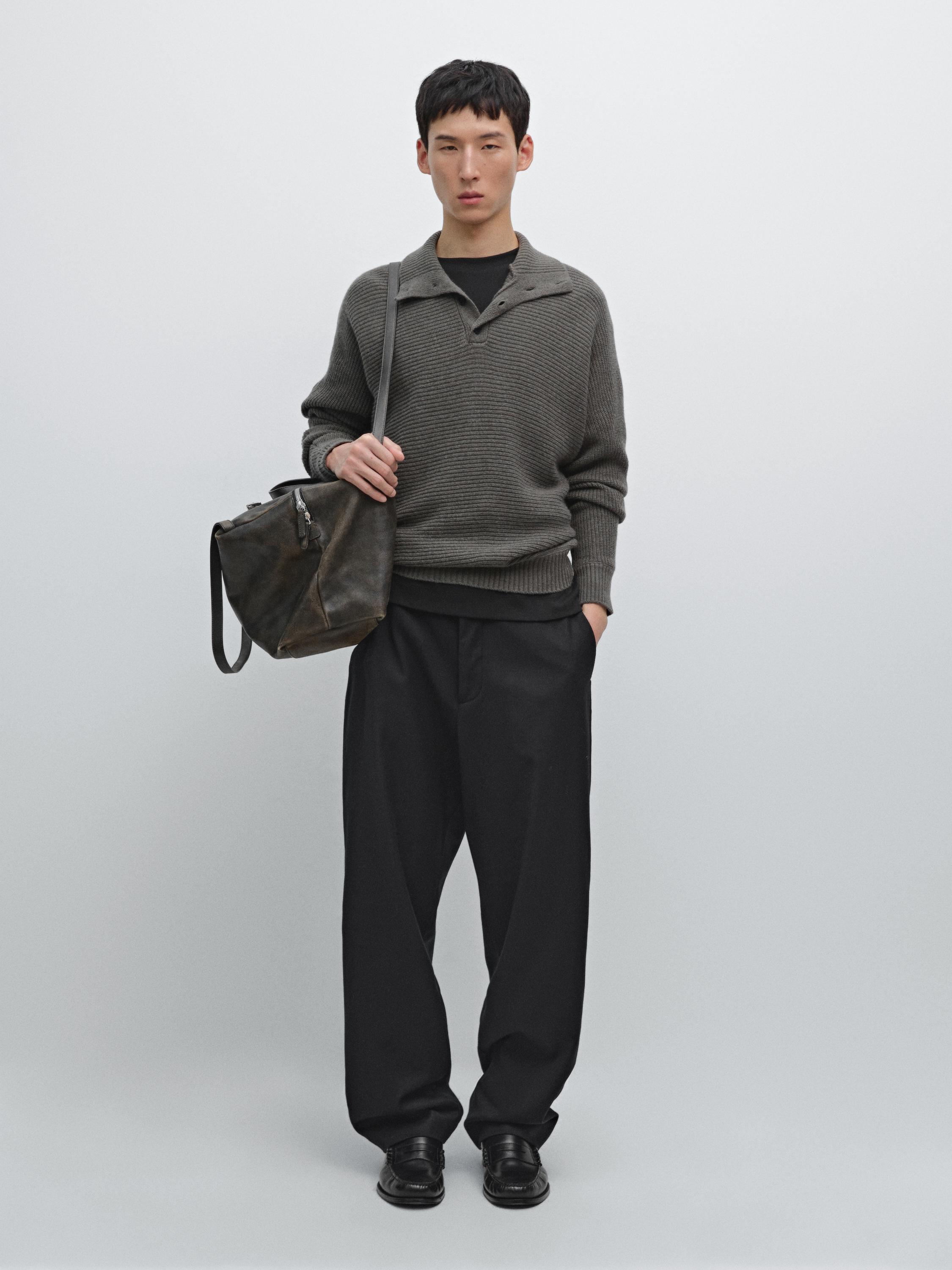 100% wool straight-leg trousers