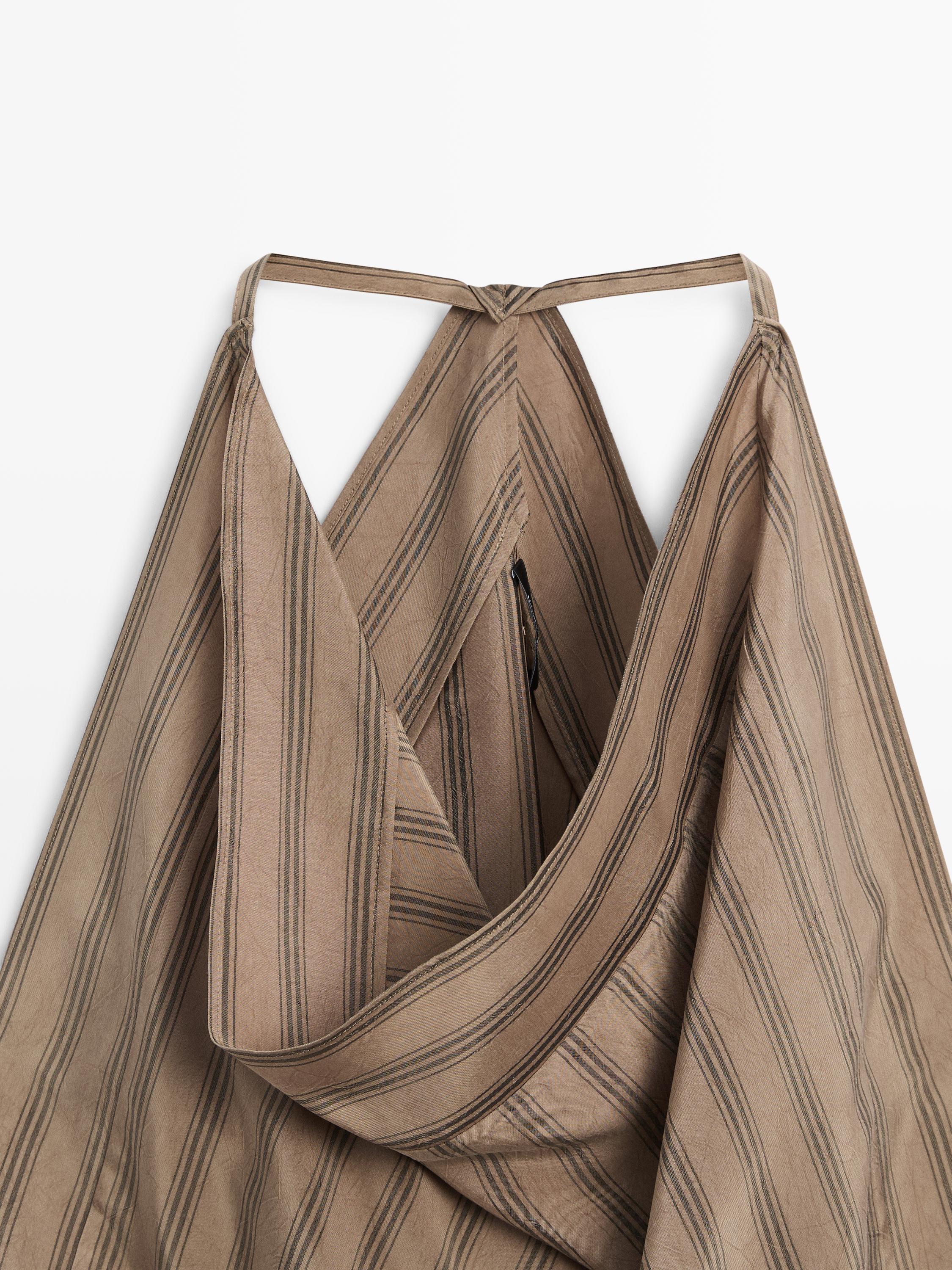 Striped top with cowl neckline — TAUPE GREY
