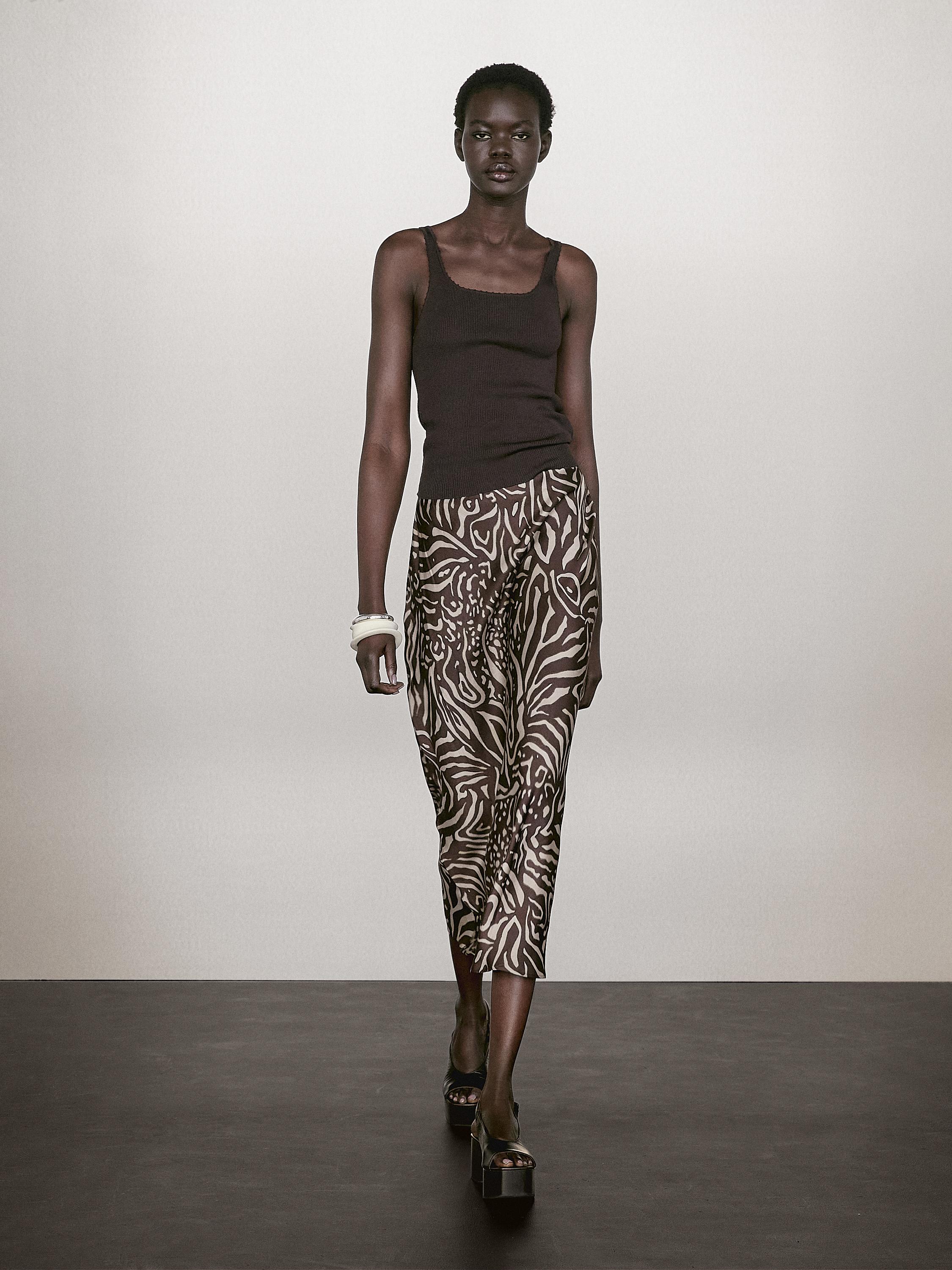 Fluid midi skirt