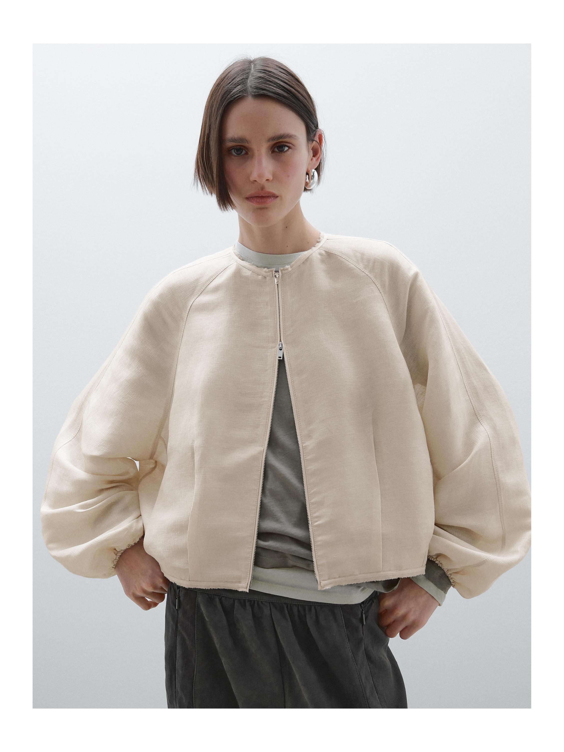 ★ Massimo Dutti★ Ripped bomber jacket in linen and silk 0 Frayed linen and silk bomber jacket · Beige, Sand Brown