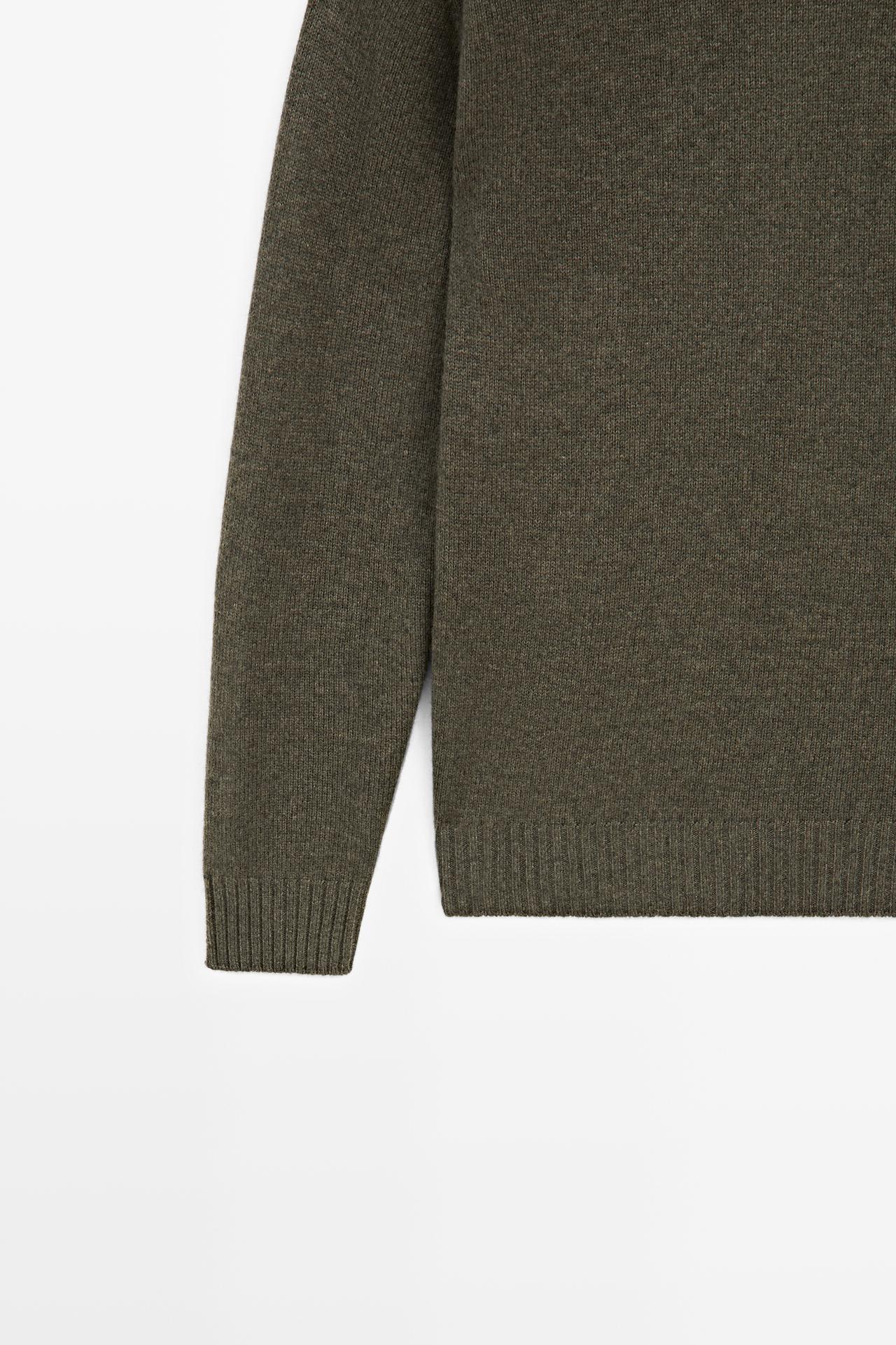 Cashmere round neck knit sweater — KHAKI