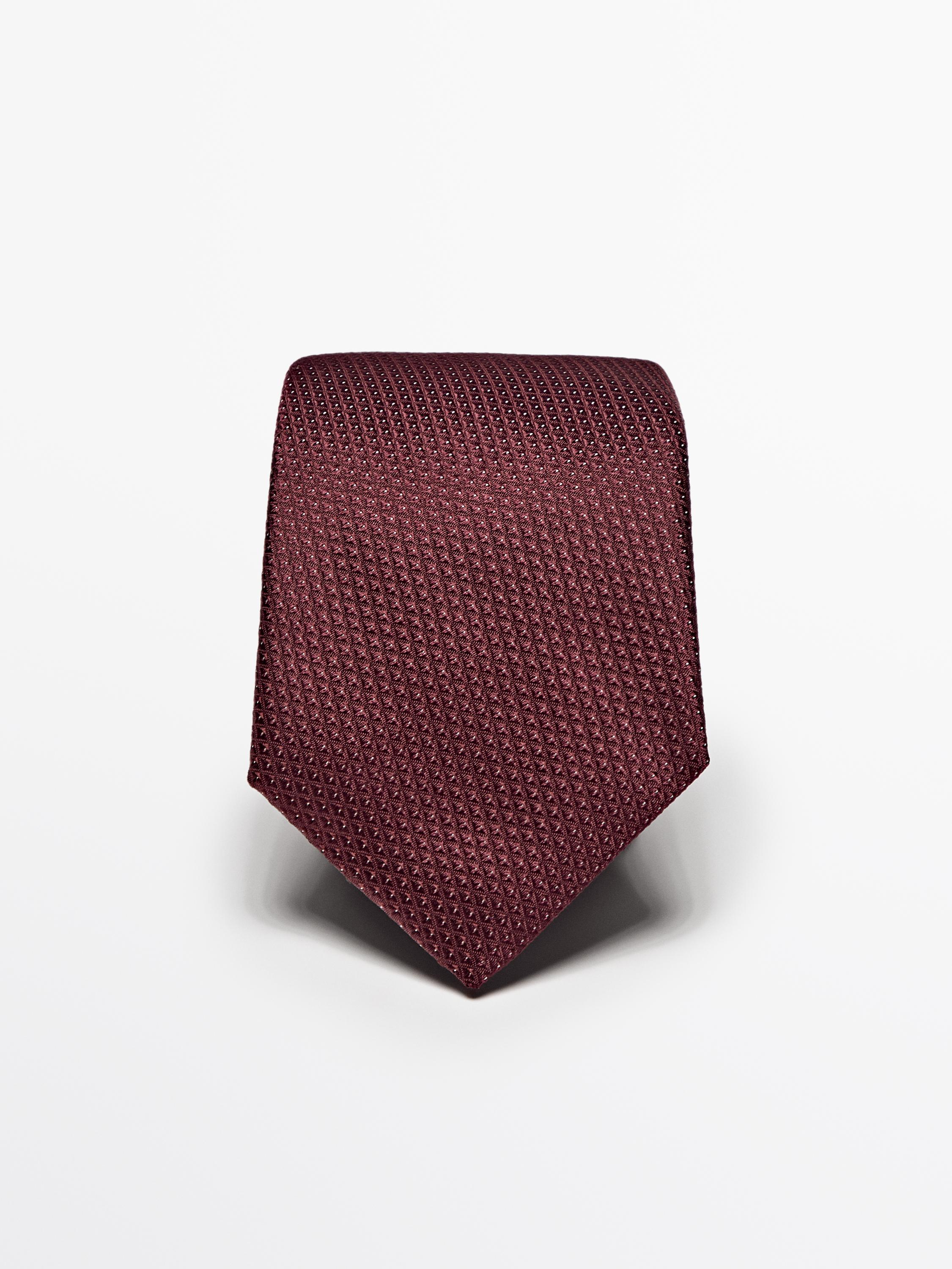 100% mulberry silk tie