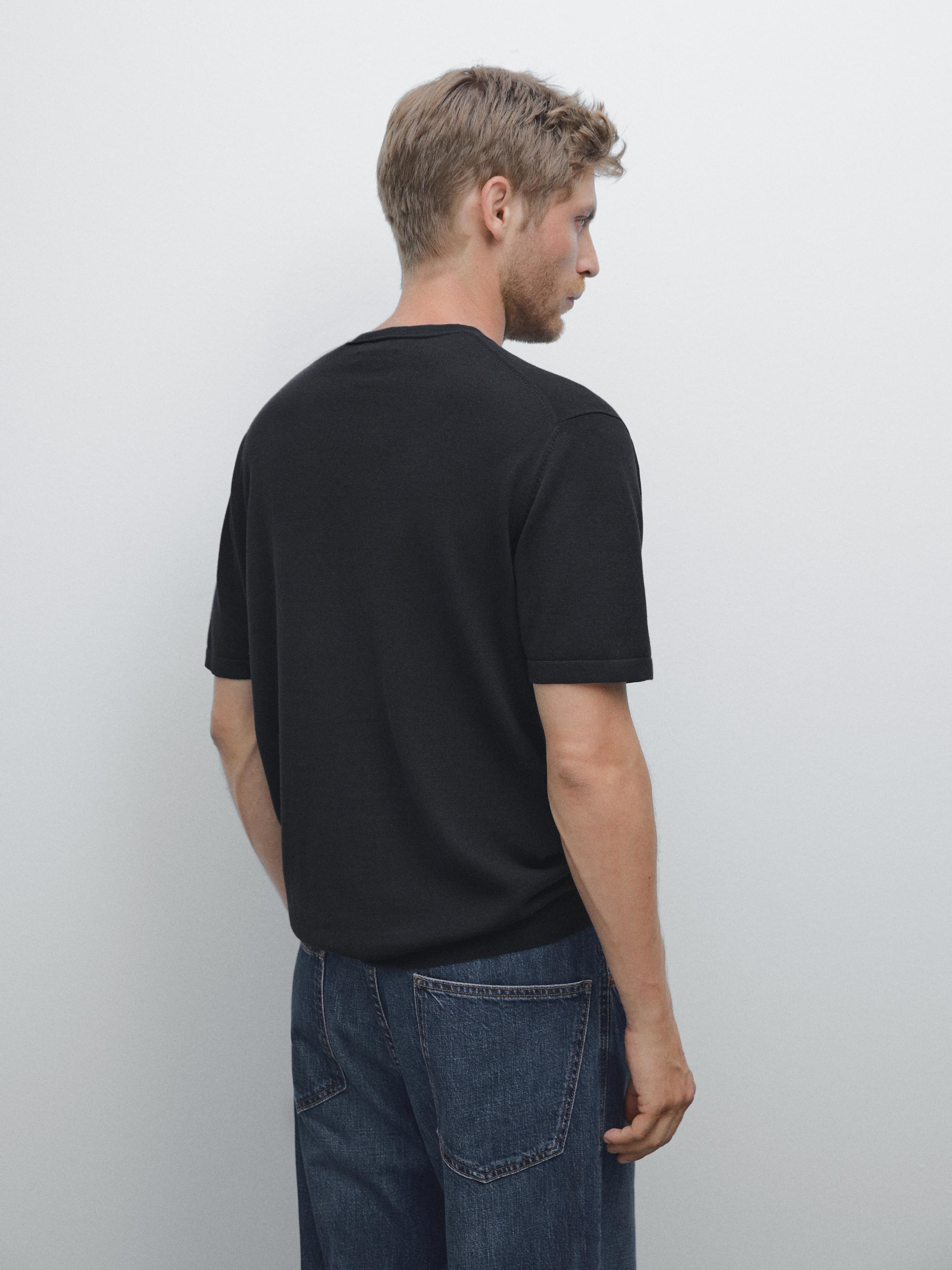 100% cotton knit T-shirt