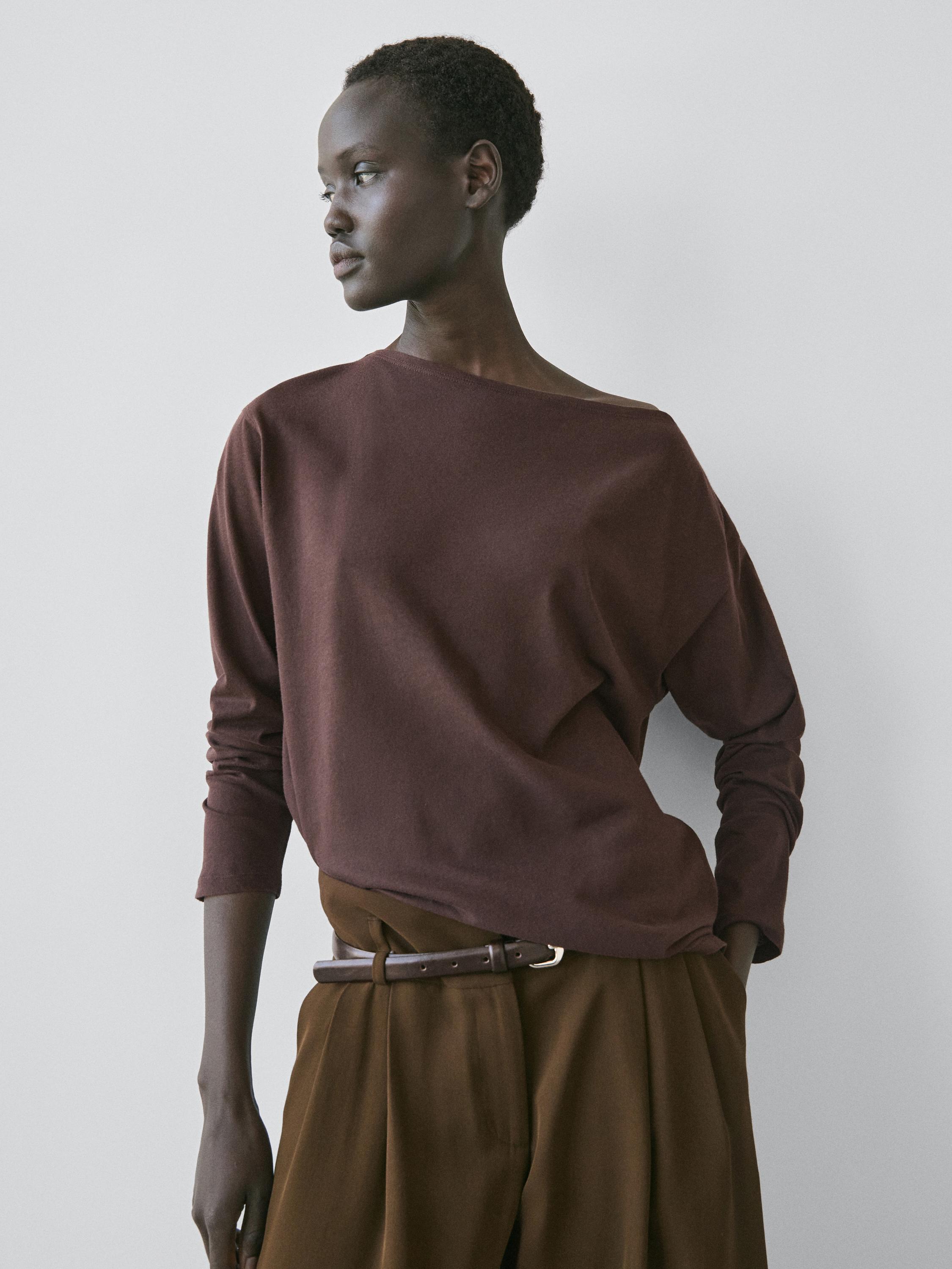 100% cotton boat neck T-shirt — BROWN