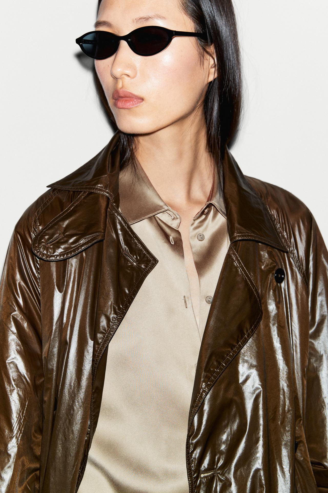 Flowing satin shirt — BEIGE