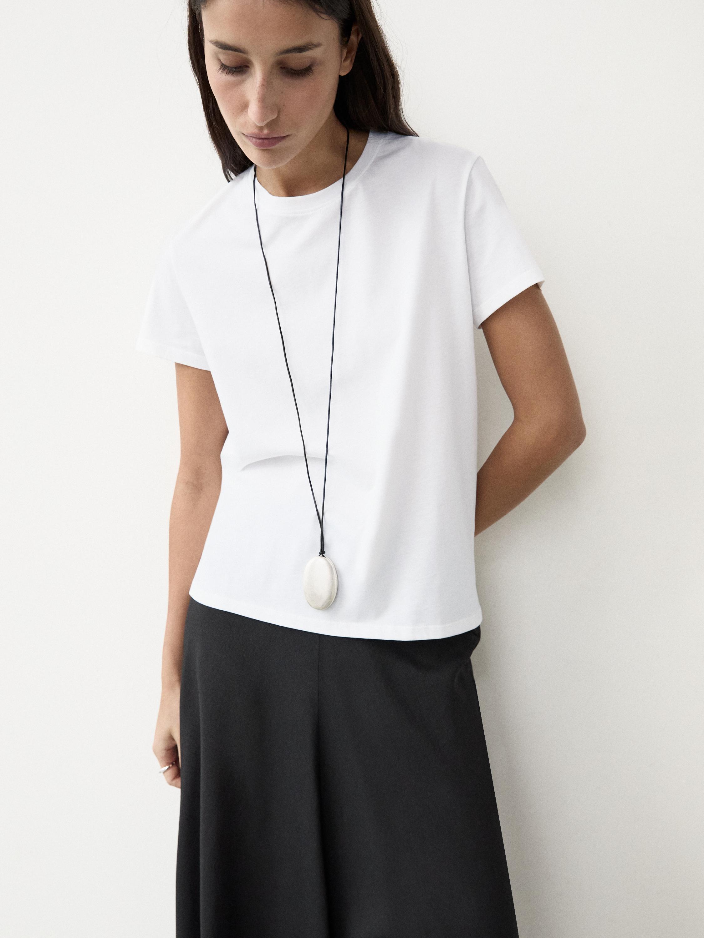 Kısa kollu %100 pamuklu triko t-shirt