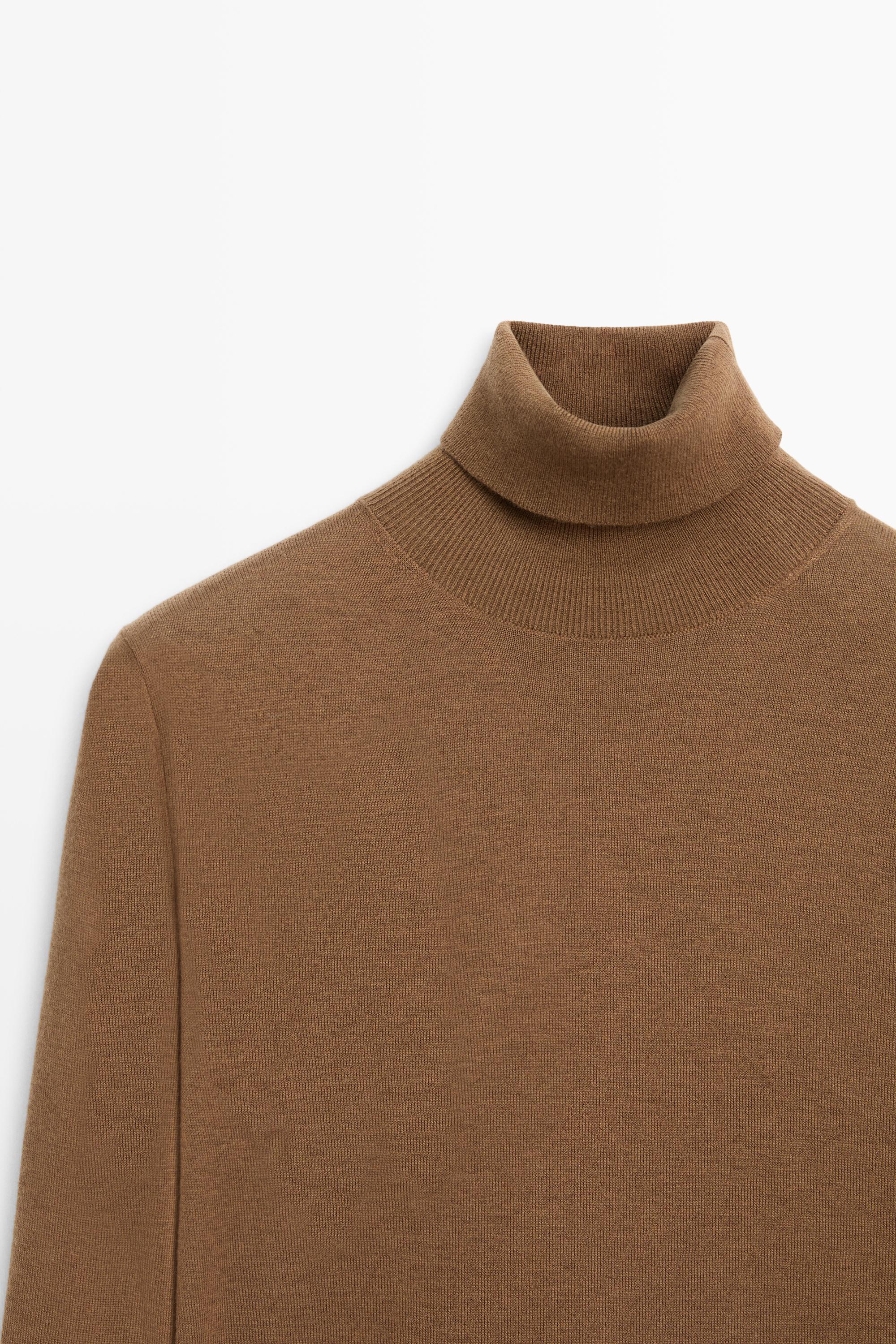 Wool-blend turtleneck knit sweater — TOFFEE