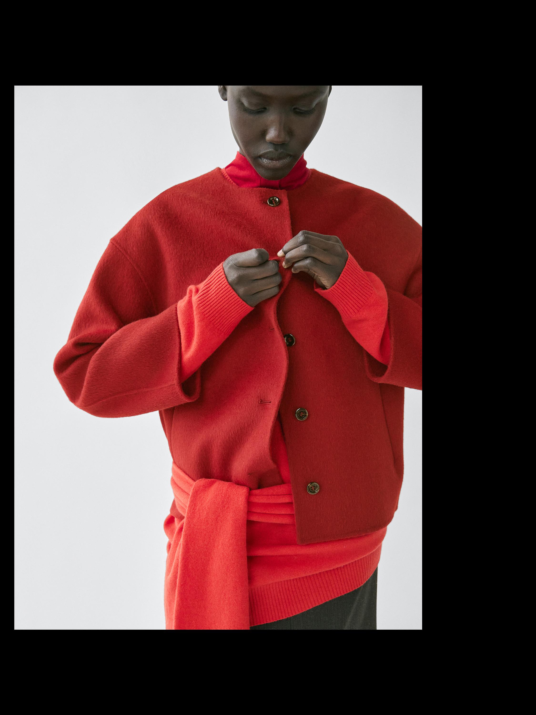 Wool blend jacket with seams — RED