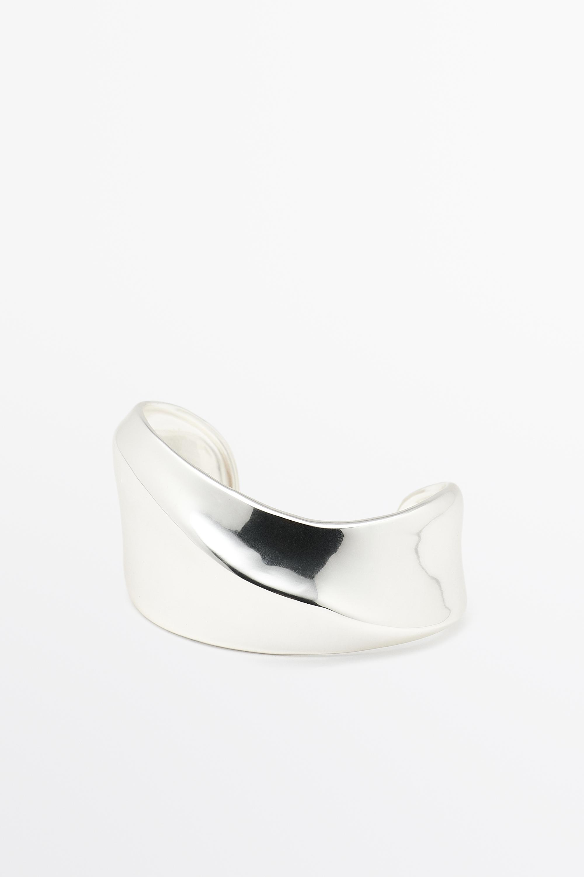 Bracelet volumineux ondulé
