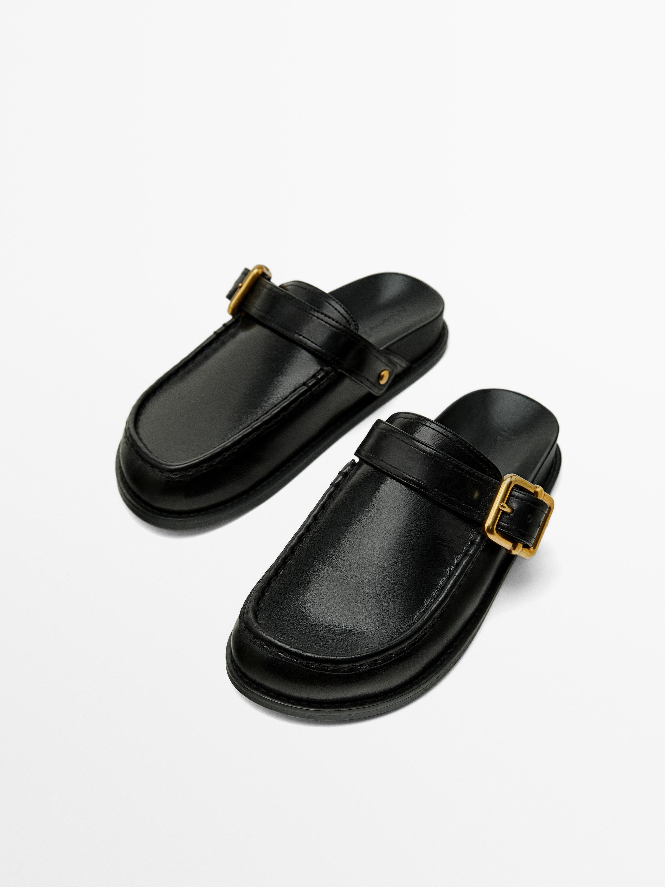 Leather clogs with buckle