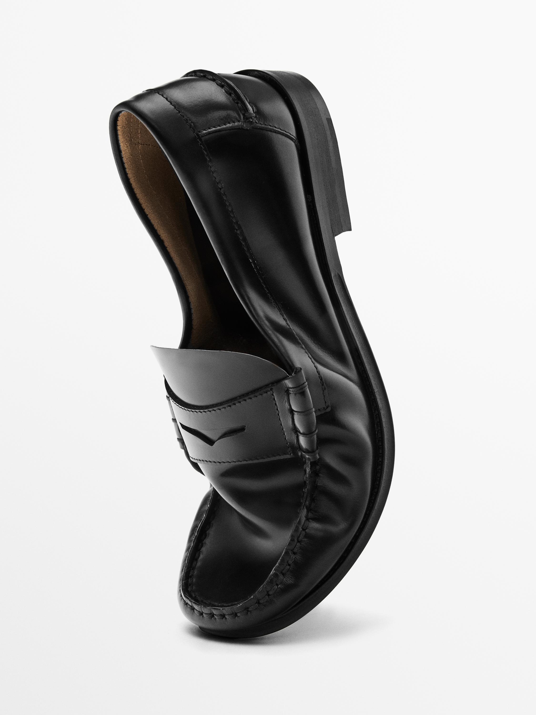 Leather loafers with penny strap — BLACK