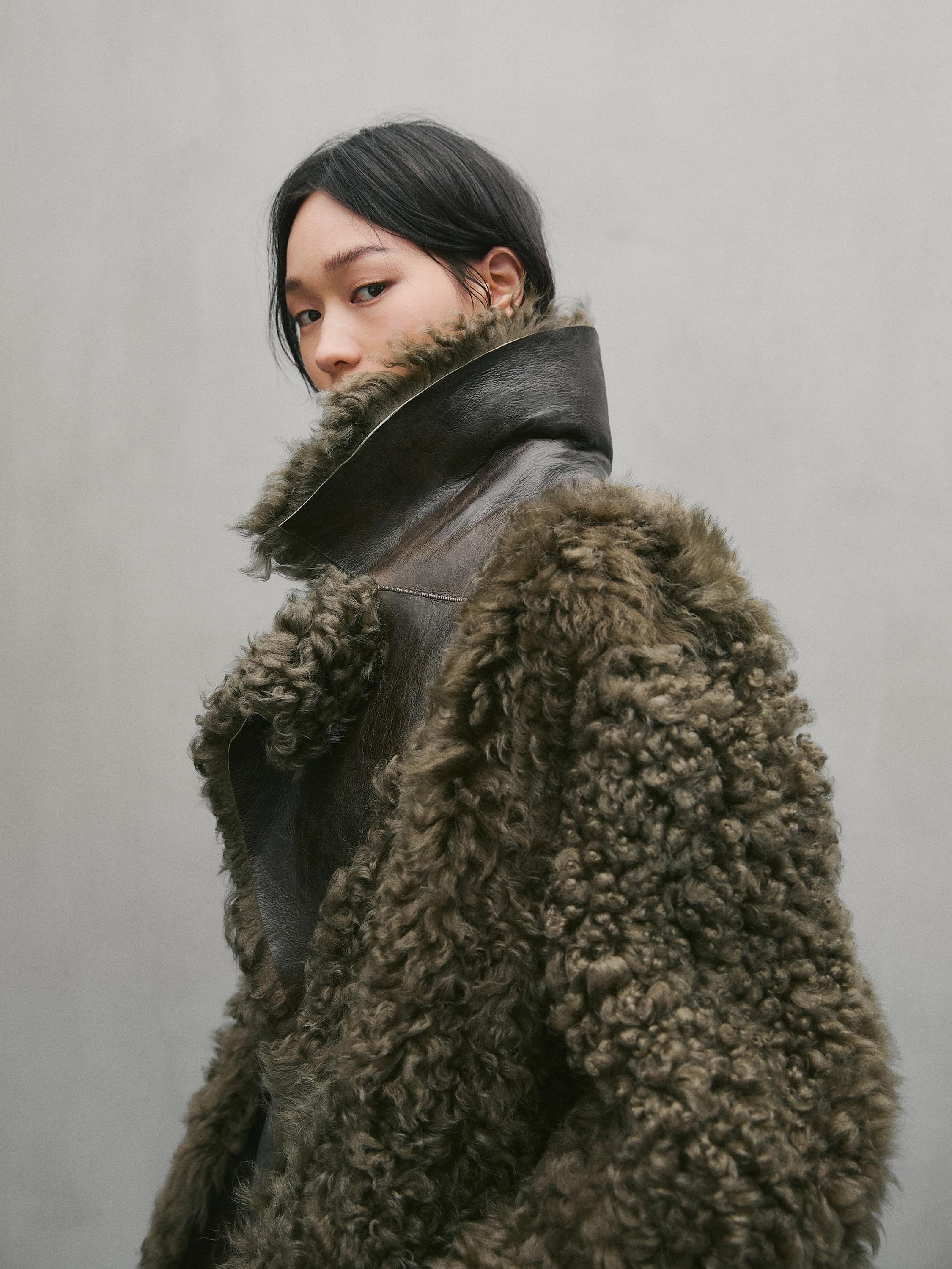 Long fur coat - Studio