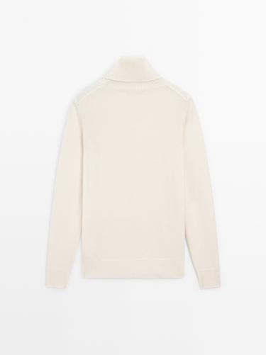 Wool blend turtleneck knit sweater — CREAM 6