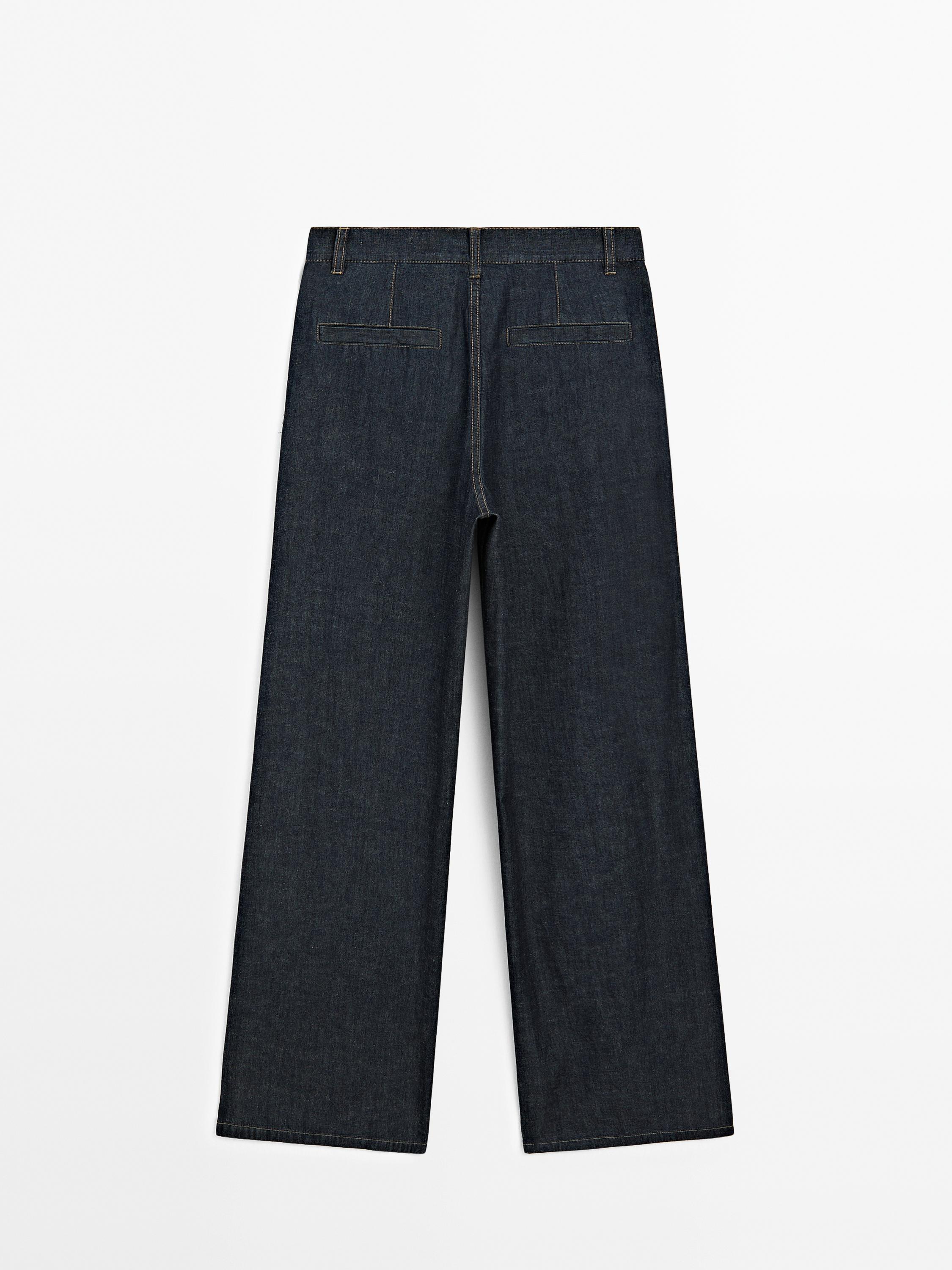 Straight-leg high-waist jeans