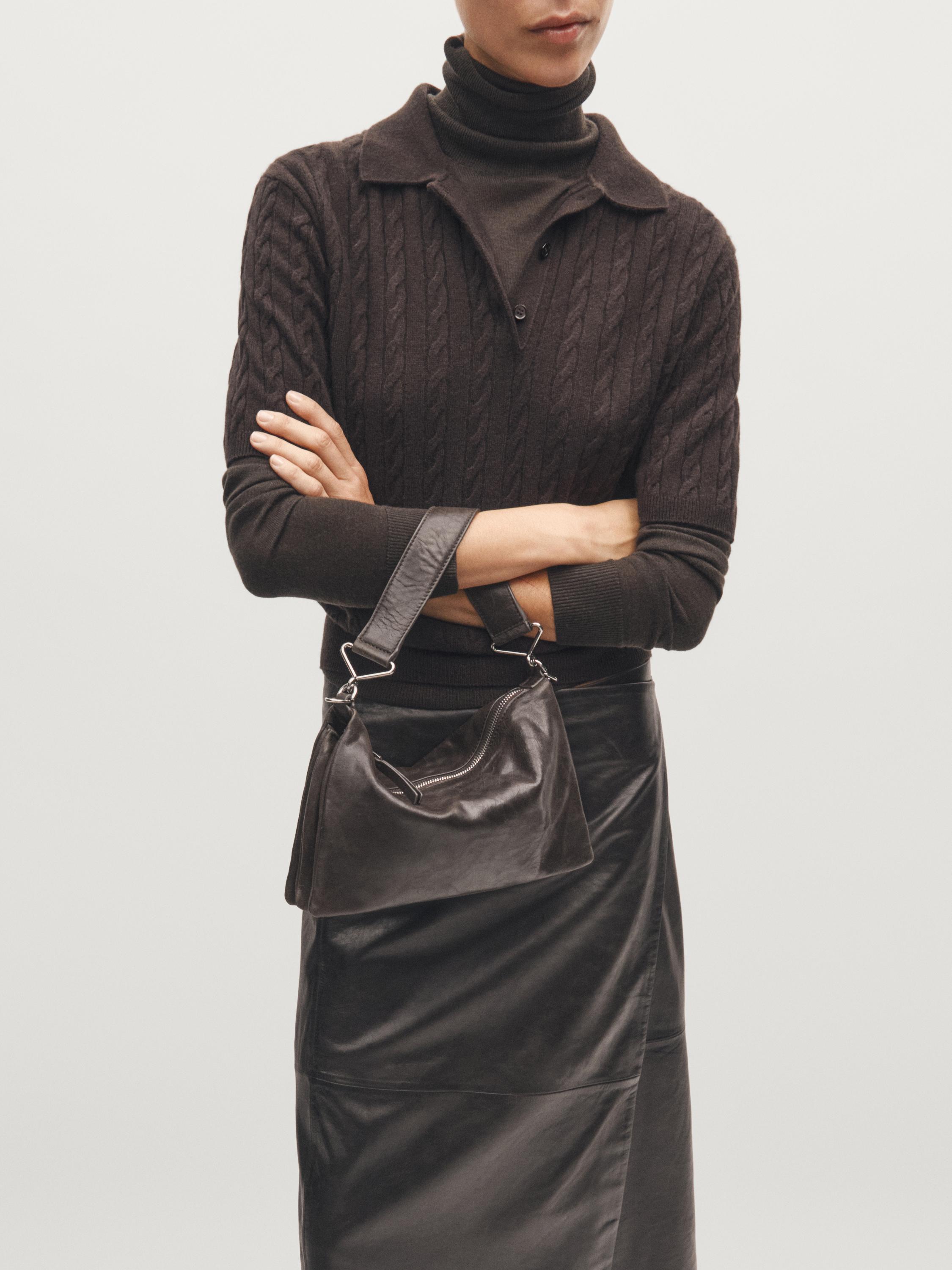 Small nappa leather bag with compartments