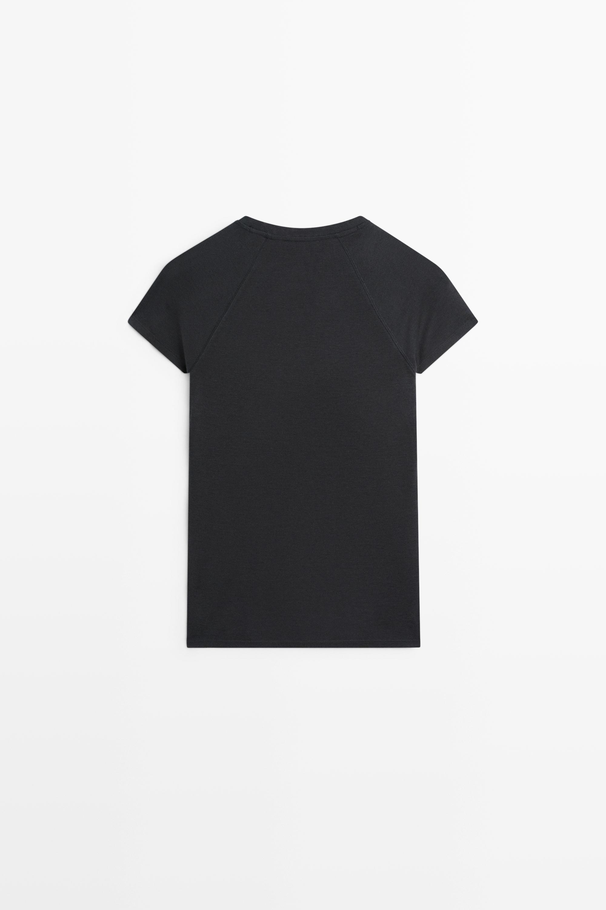 Short sleeve raglan T-shirt