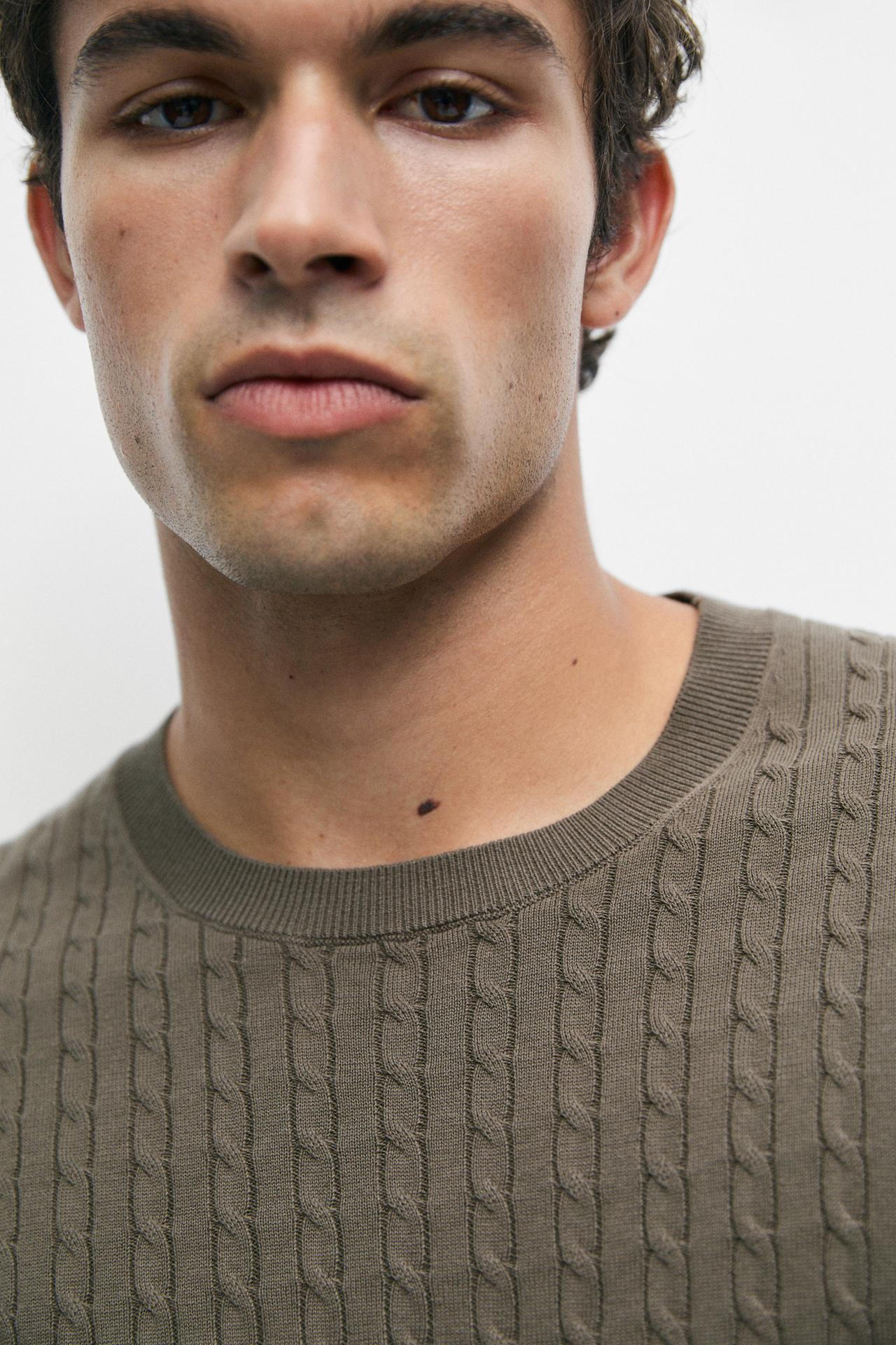 Cable-knit short sleeve sweater — Faded khaki