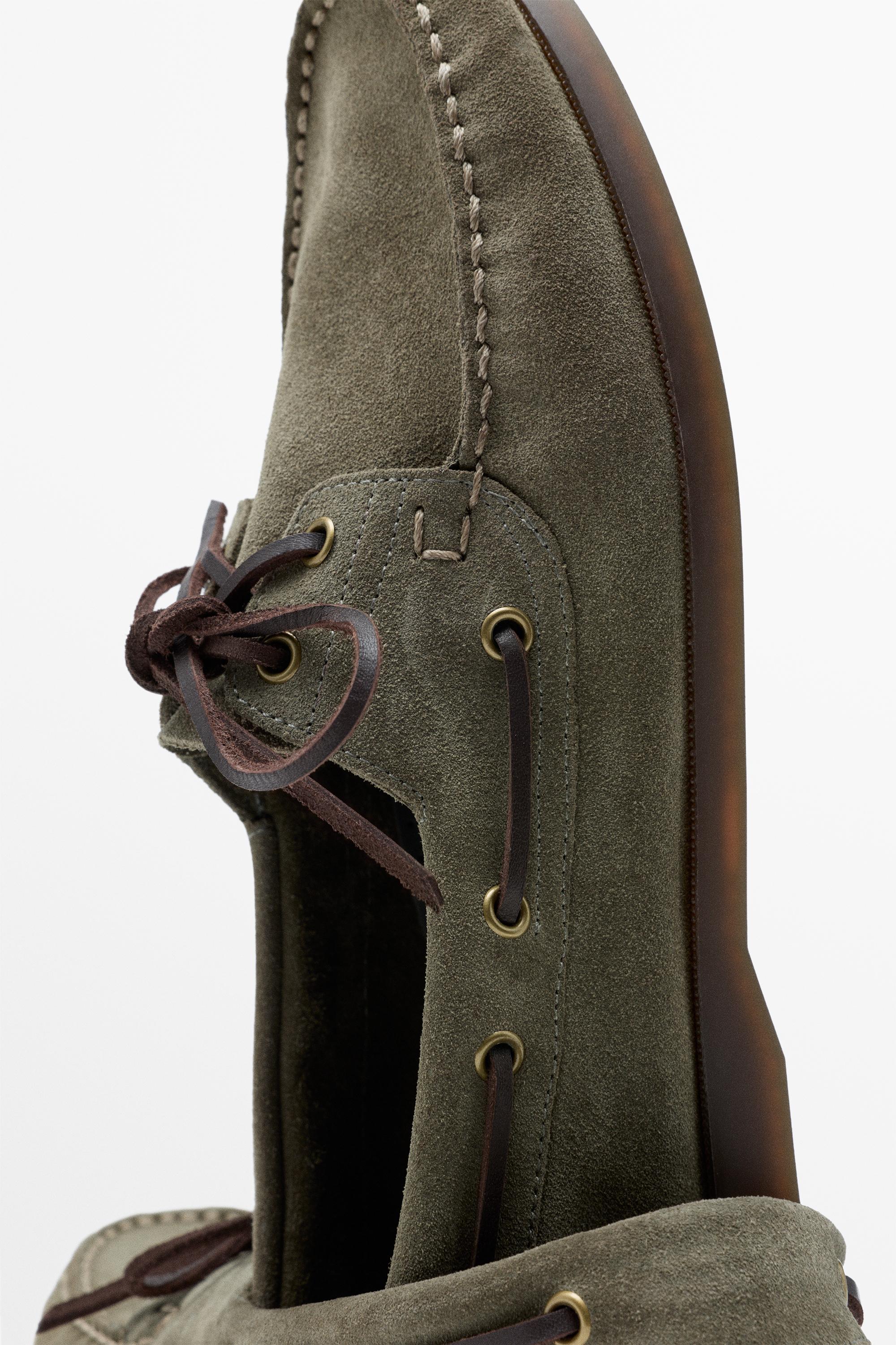 Leather boat shoe — BOTTLE