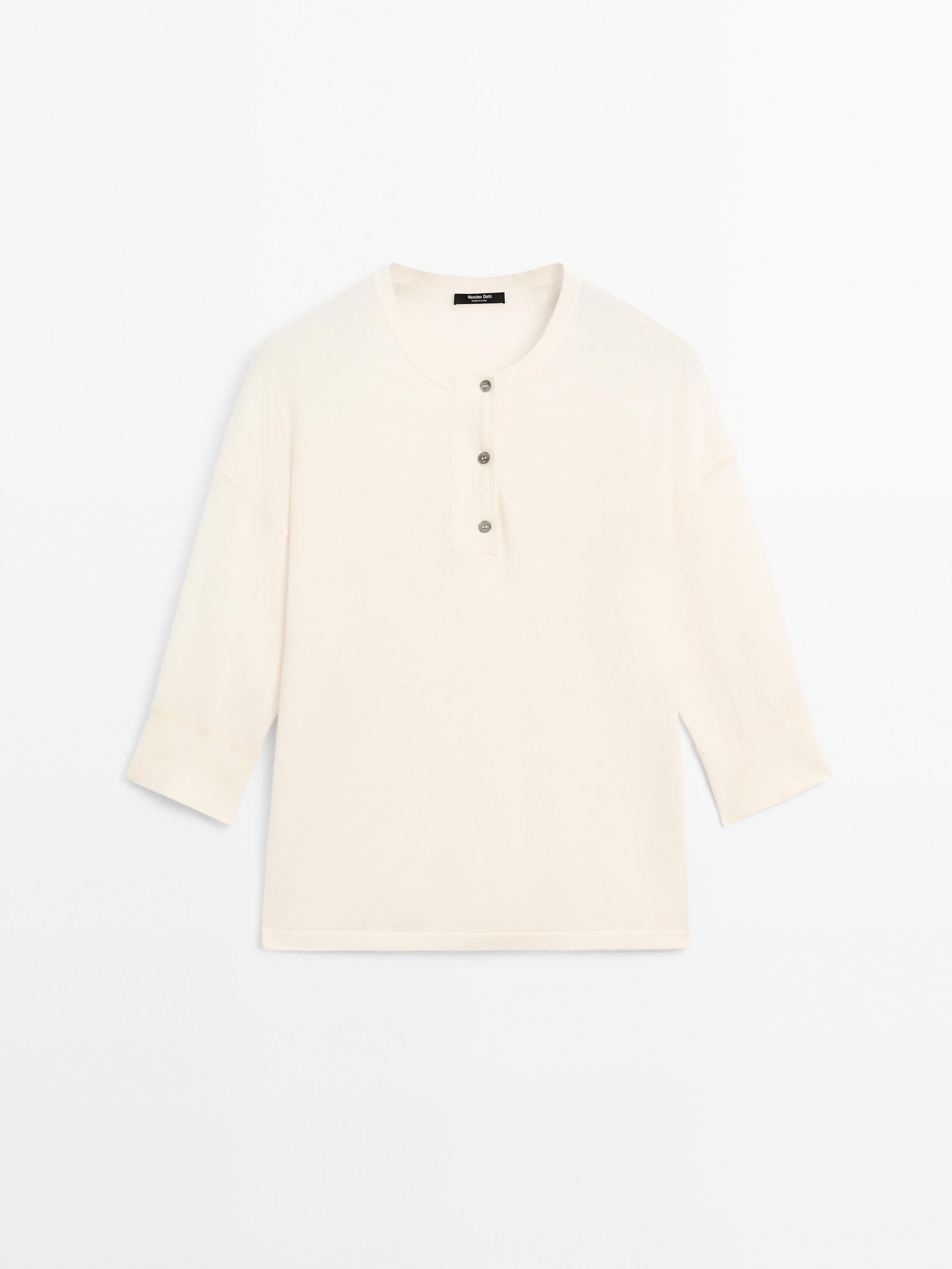 Pull laine à col tunisien