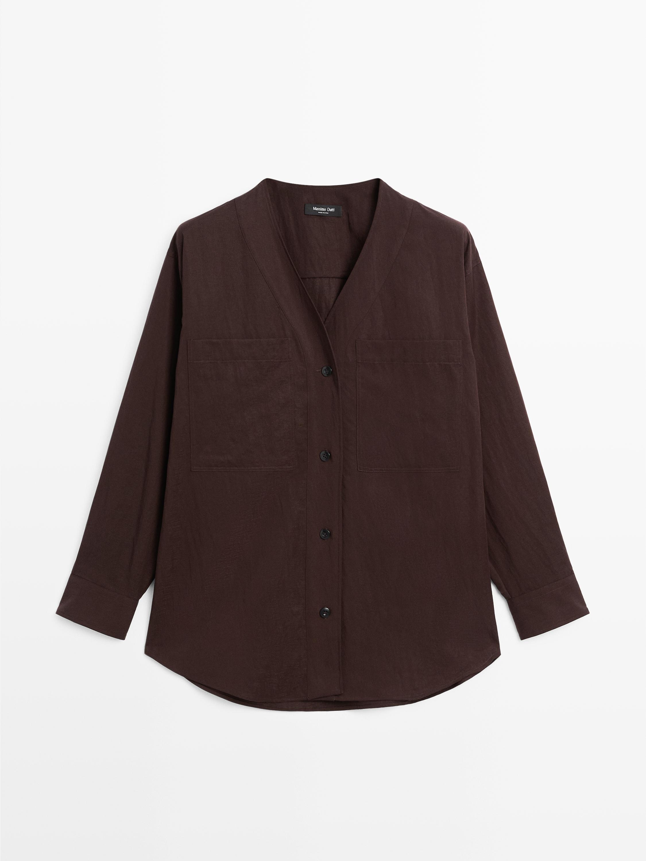 Chemise col V avec poches