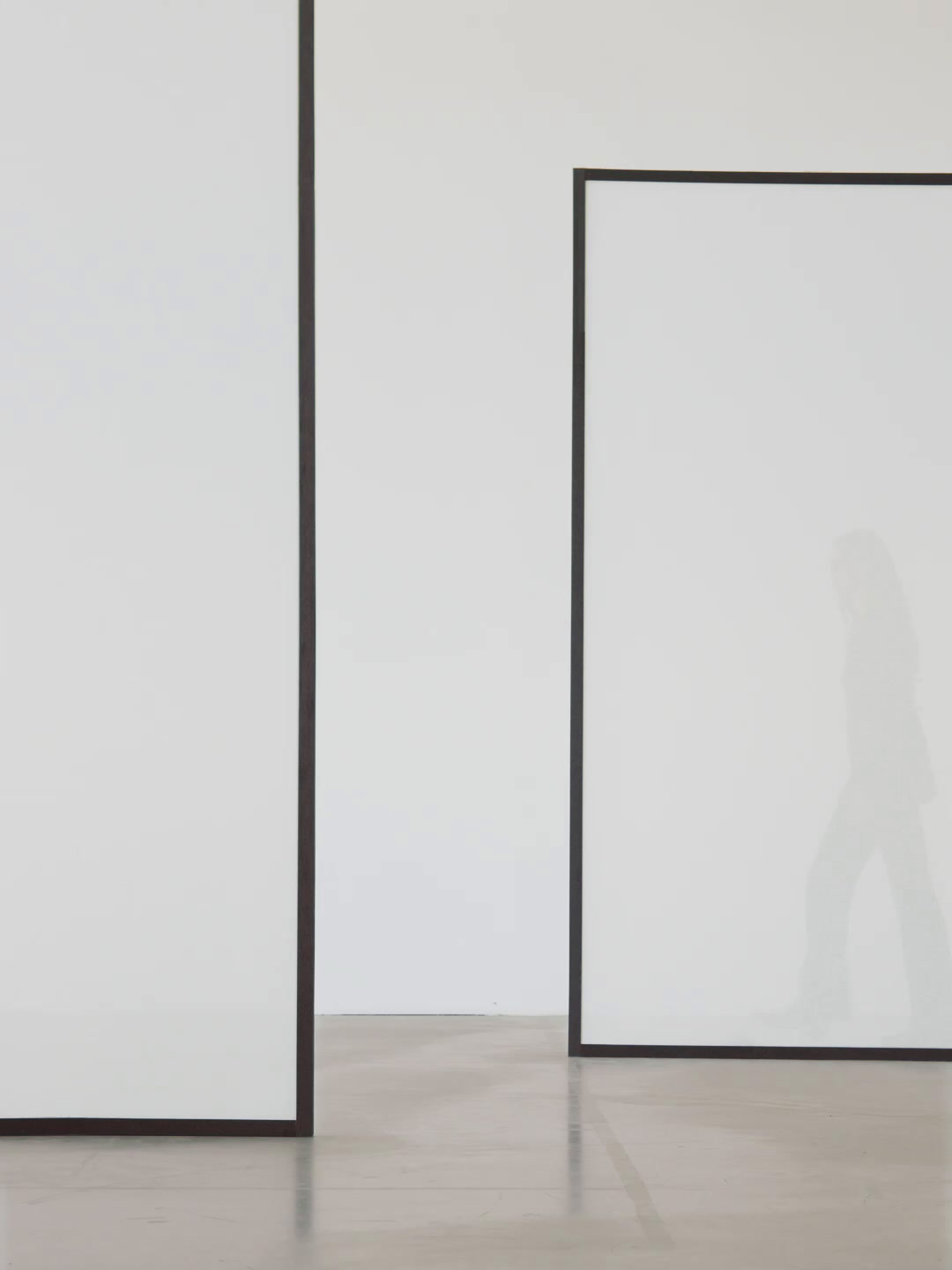 Marynarka z kieszeniami i kołnierzem z klapami