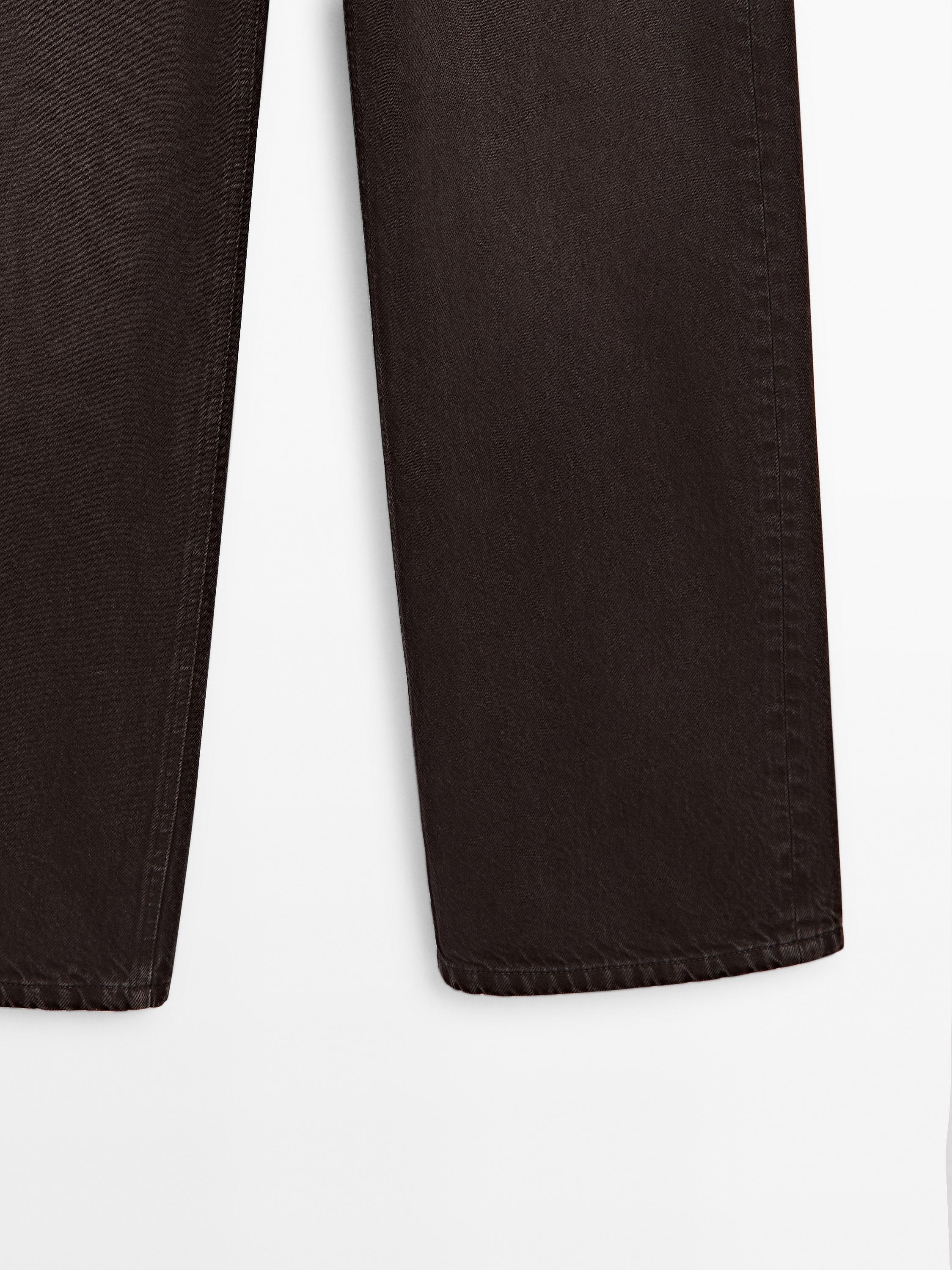 Mid-waist wide-leg jeans