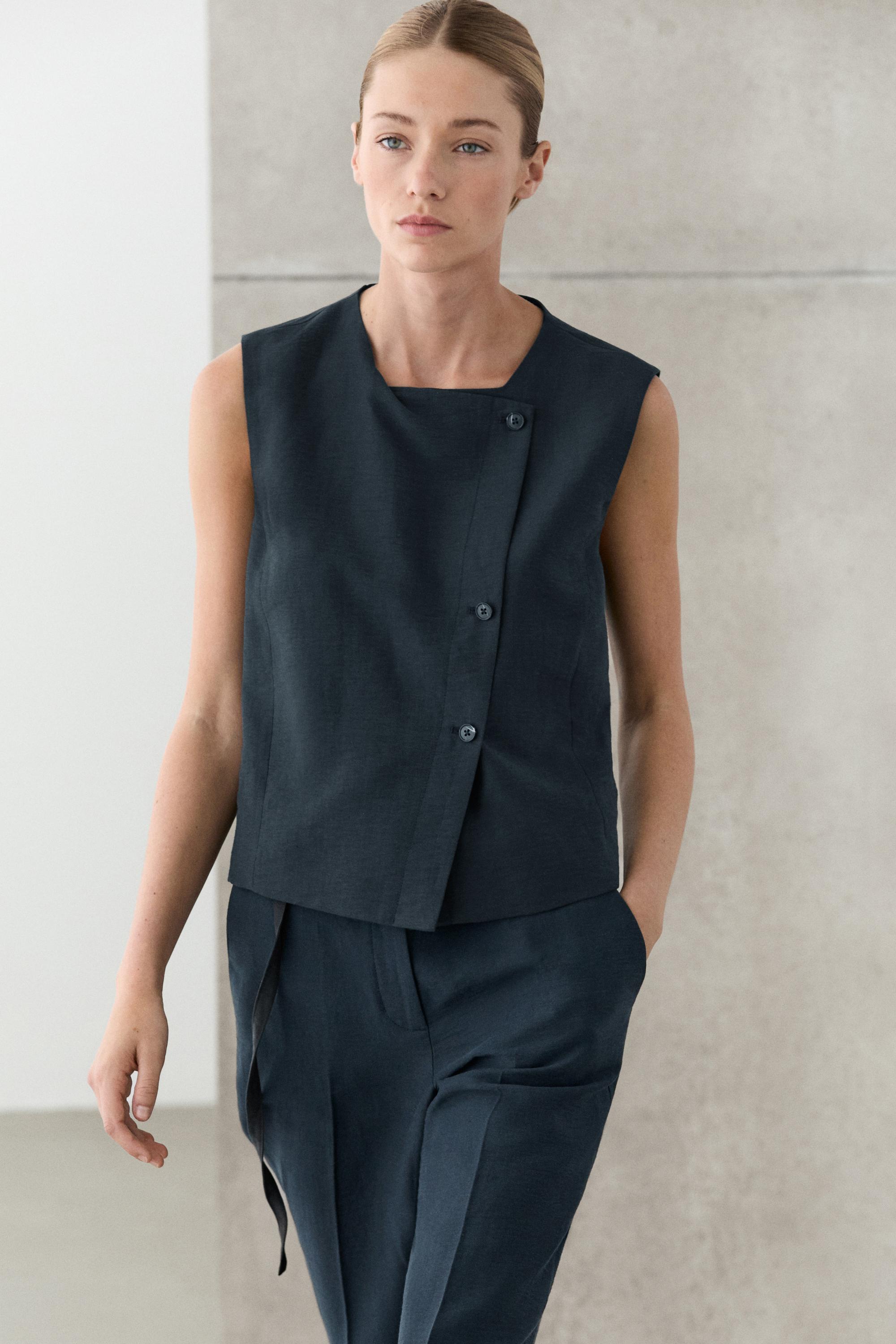 Massimo Dutti Asimetrik düğmeli keten yelek