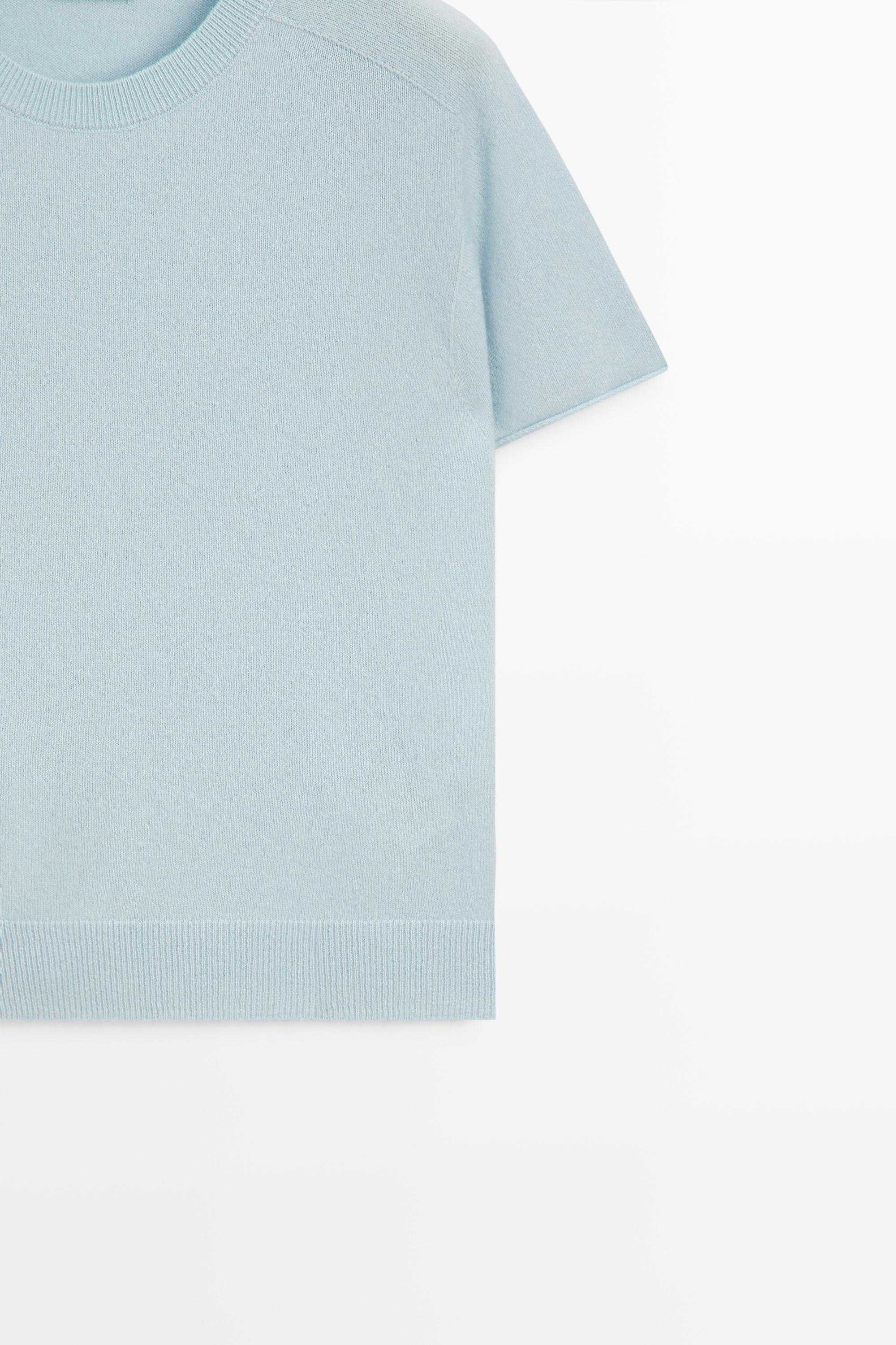 100% cashmere short sleeve knit sweater — SKY BLUE