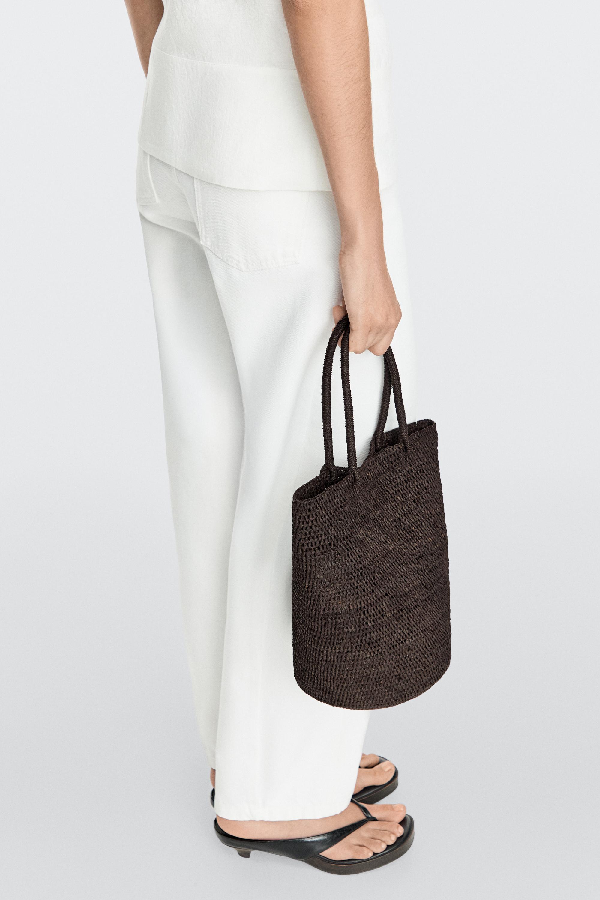 Mini raffia bucket bag — BROWN