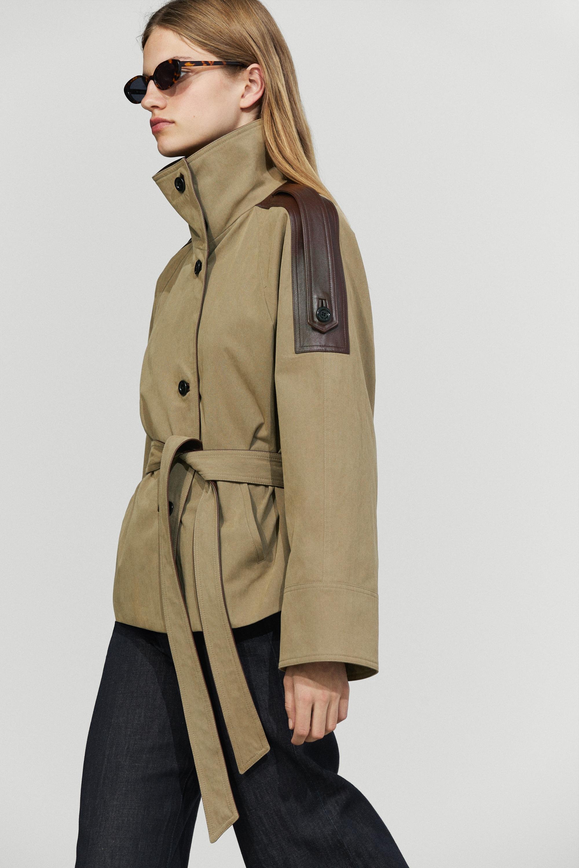 Chaqueta corta combinada con piel