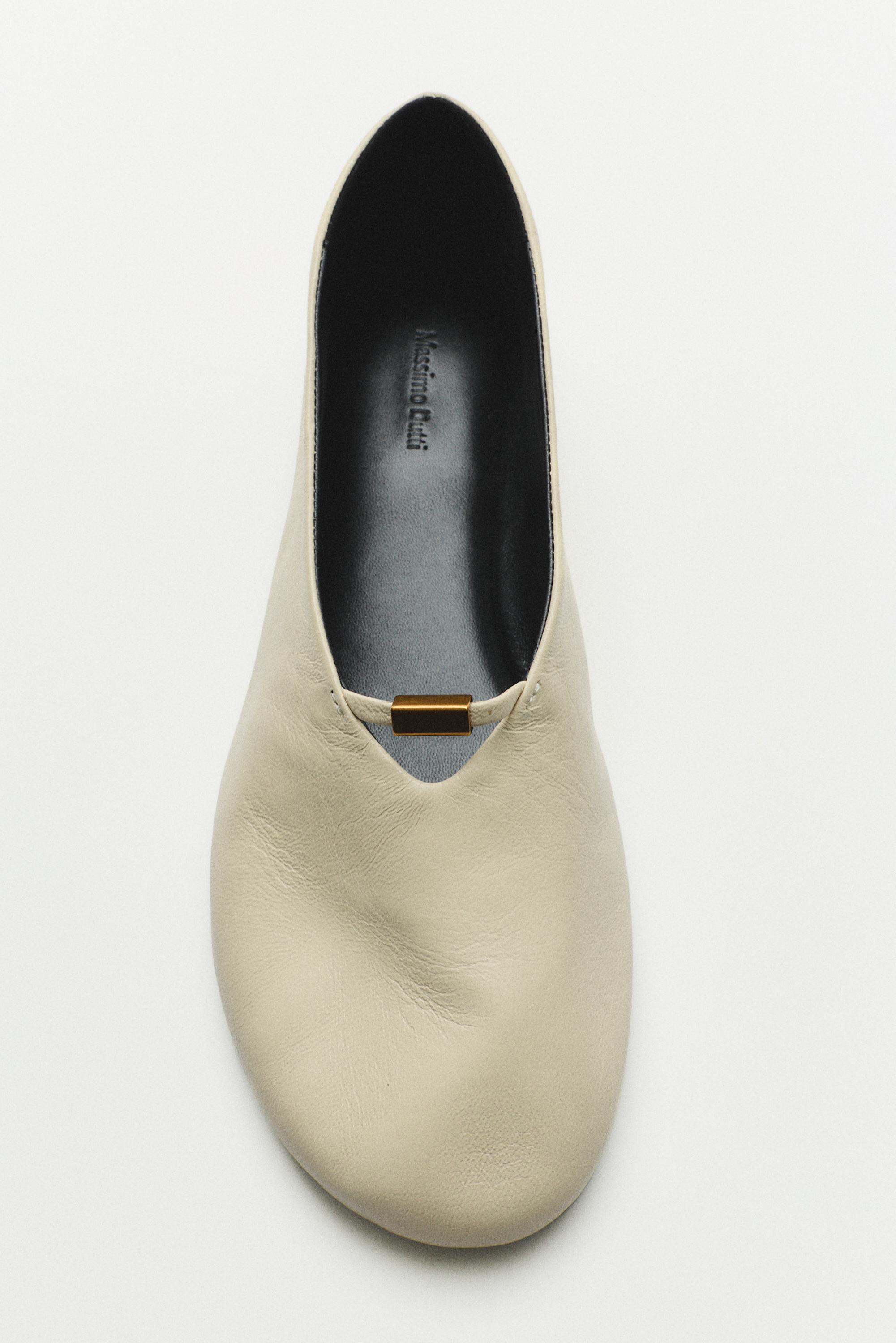Soft leather ballet flat — ECRU