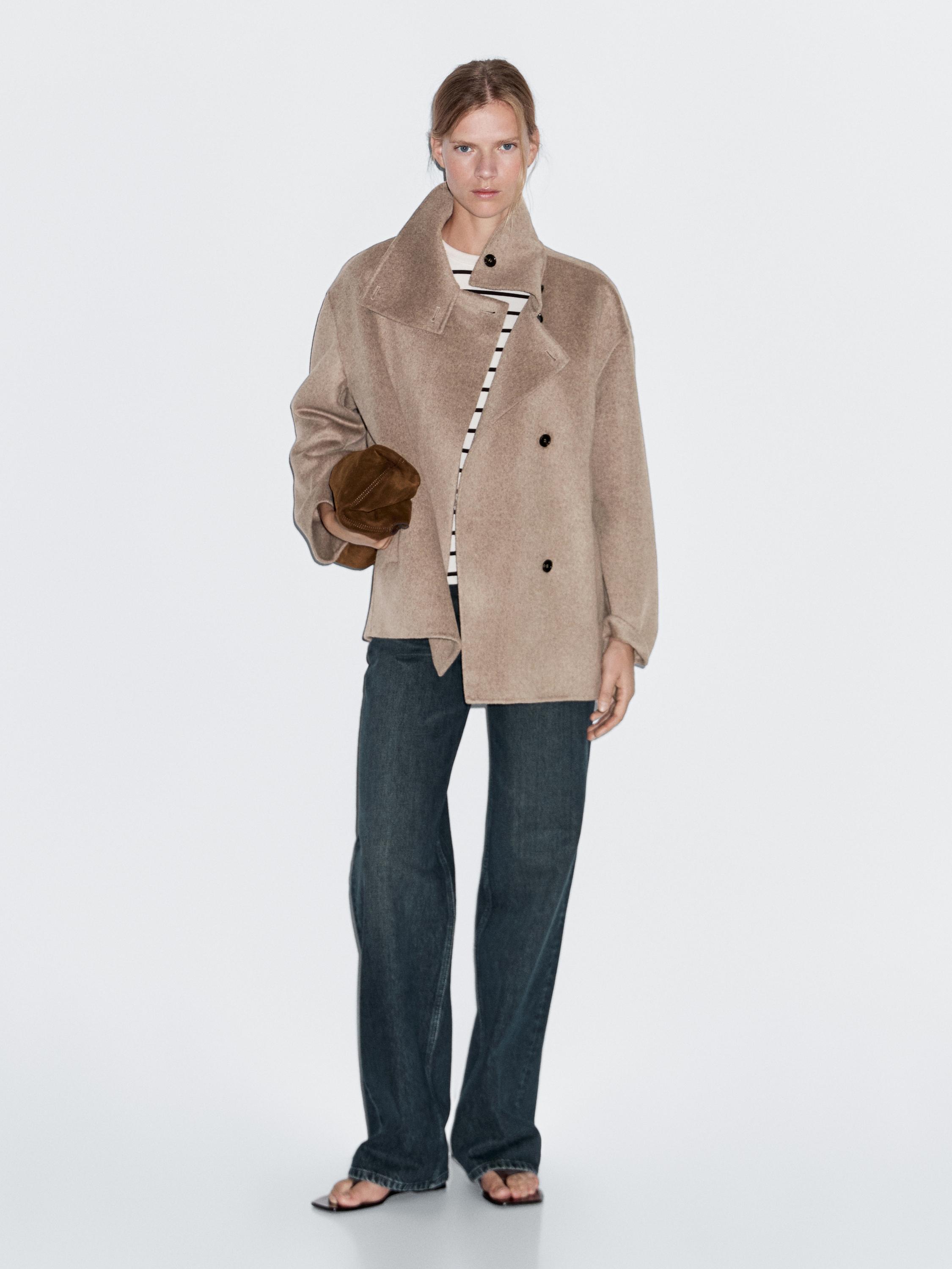 Jas van wolmix met hoge kraag