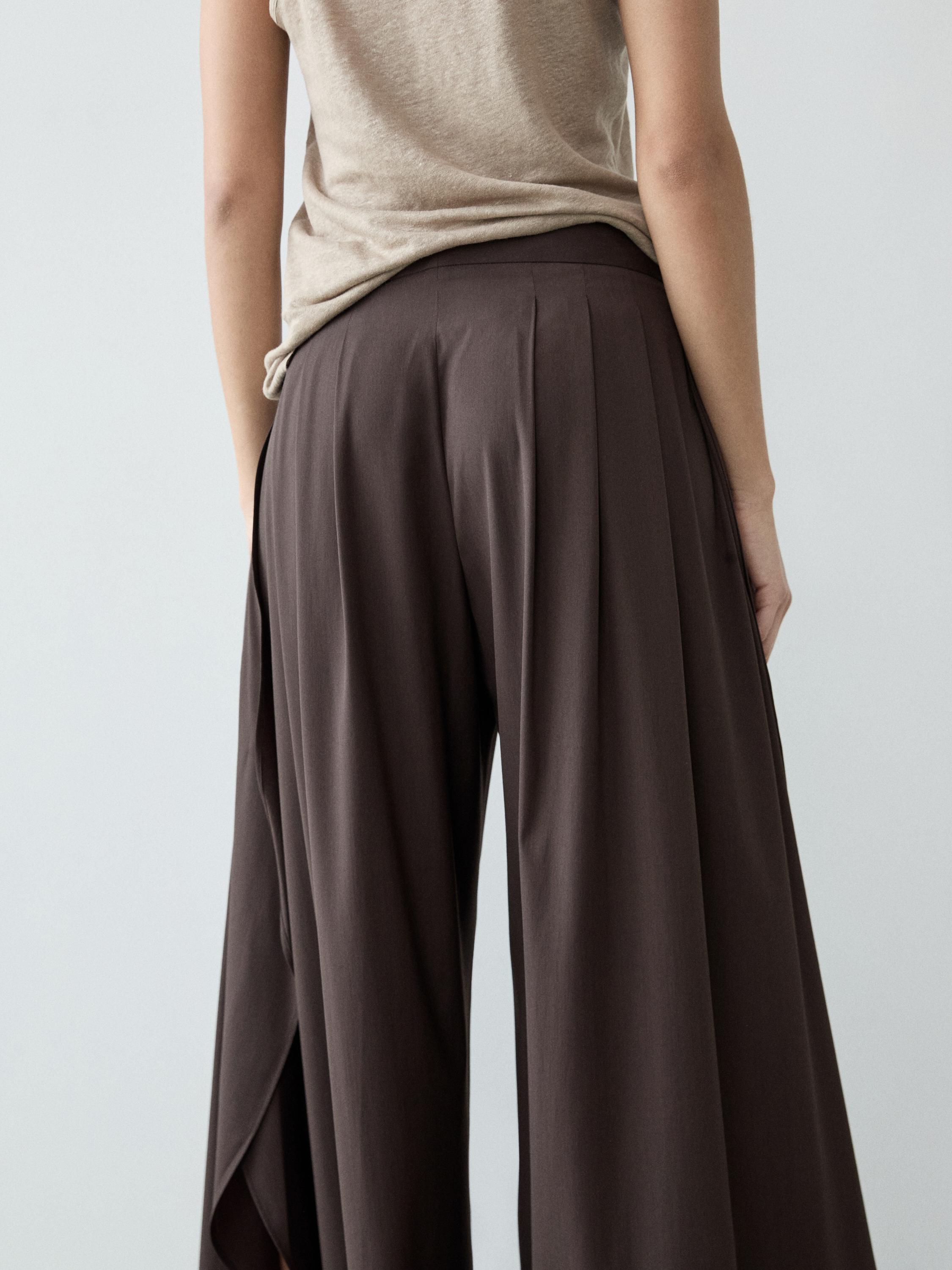 Wide-leg pleated trousers with side vents — Chocolate