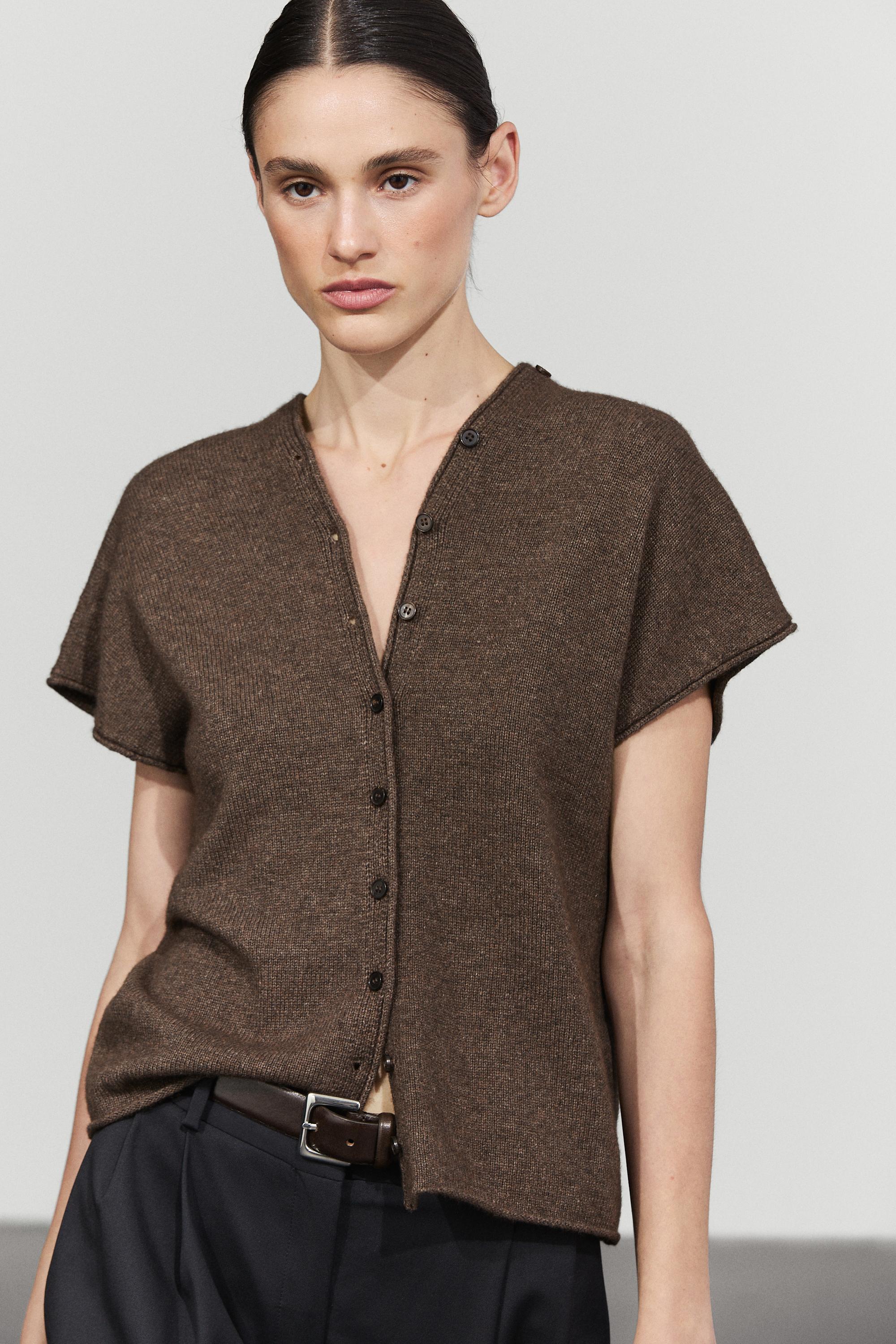 Wool blend V-neck knit vest
