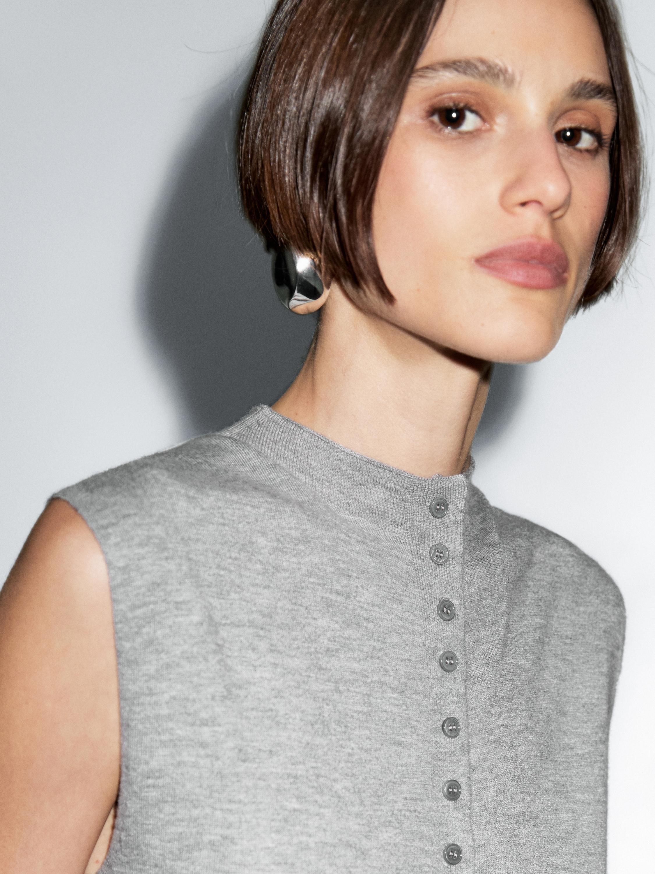 Veste courte sans manches laine en maille